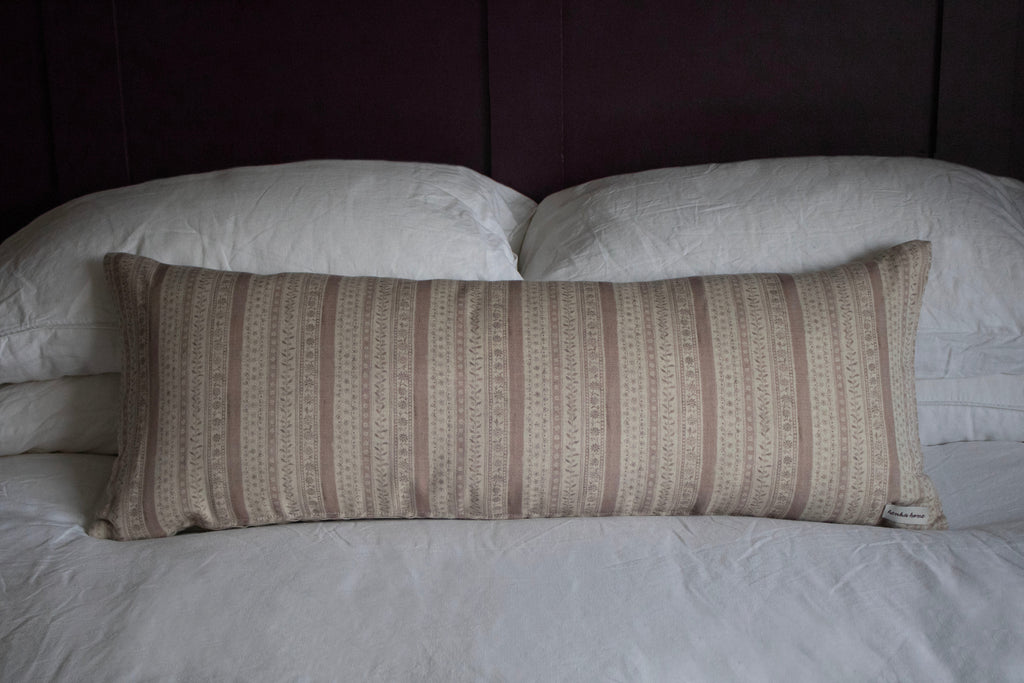 LUMBAR CUSHION ~ MOONPENNY/DAISY CHAIN PEACH BLOSSOM