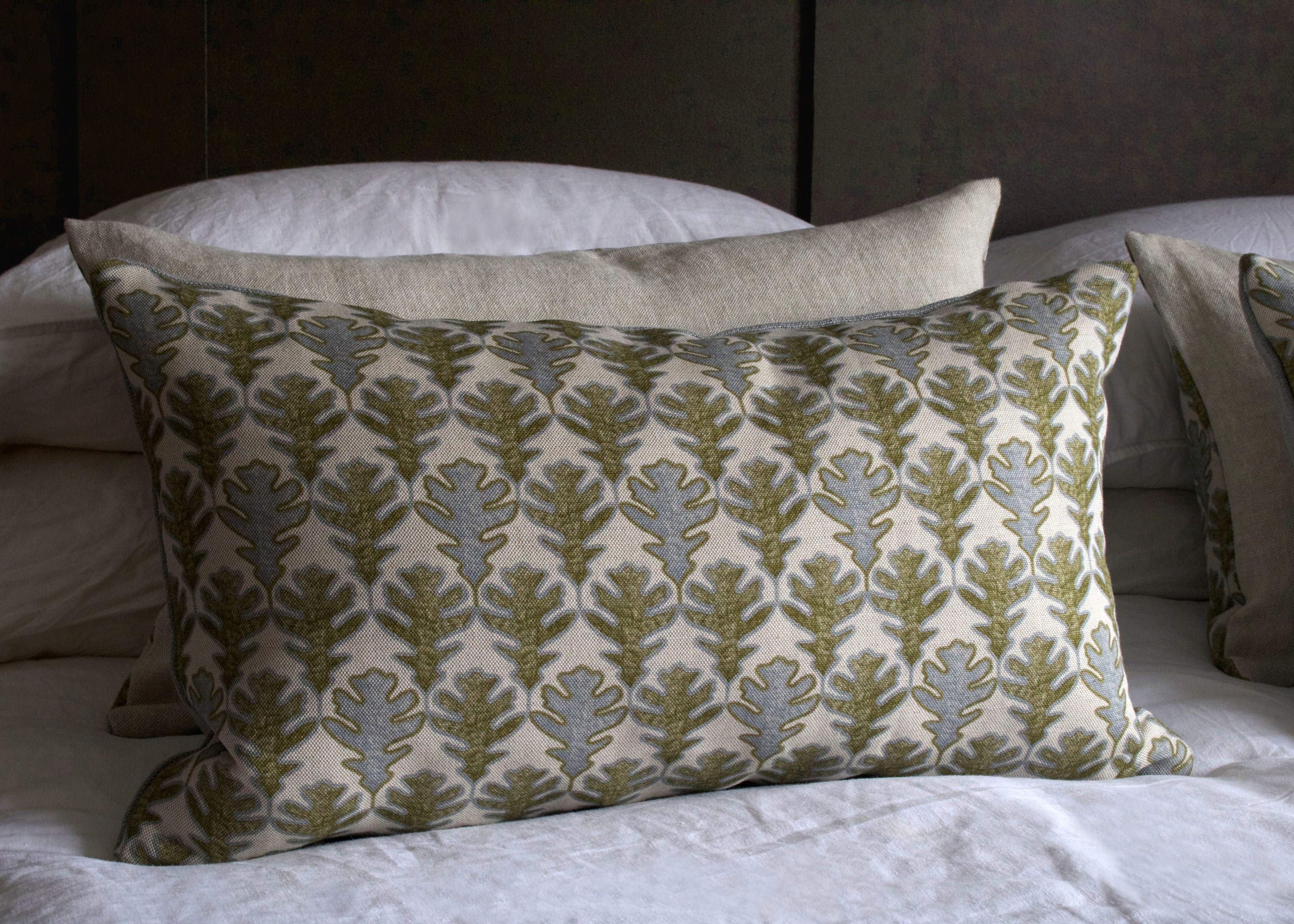 OBLONG CUSHION ~ BROADLEAF FLAX FLOWER/MOSS