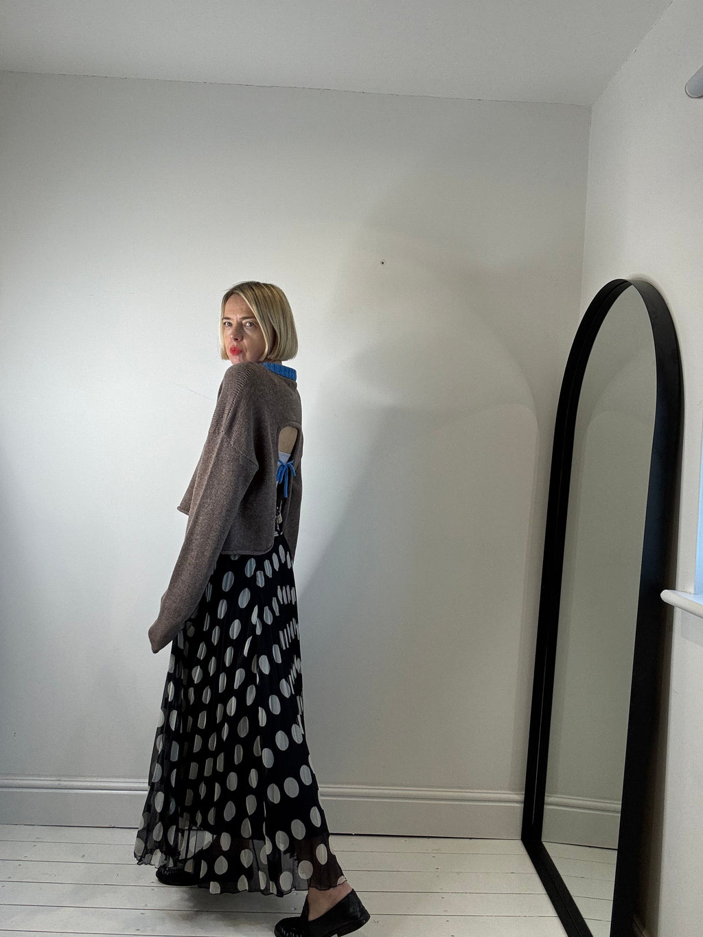 Polka dot pleated skirt