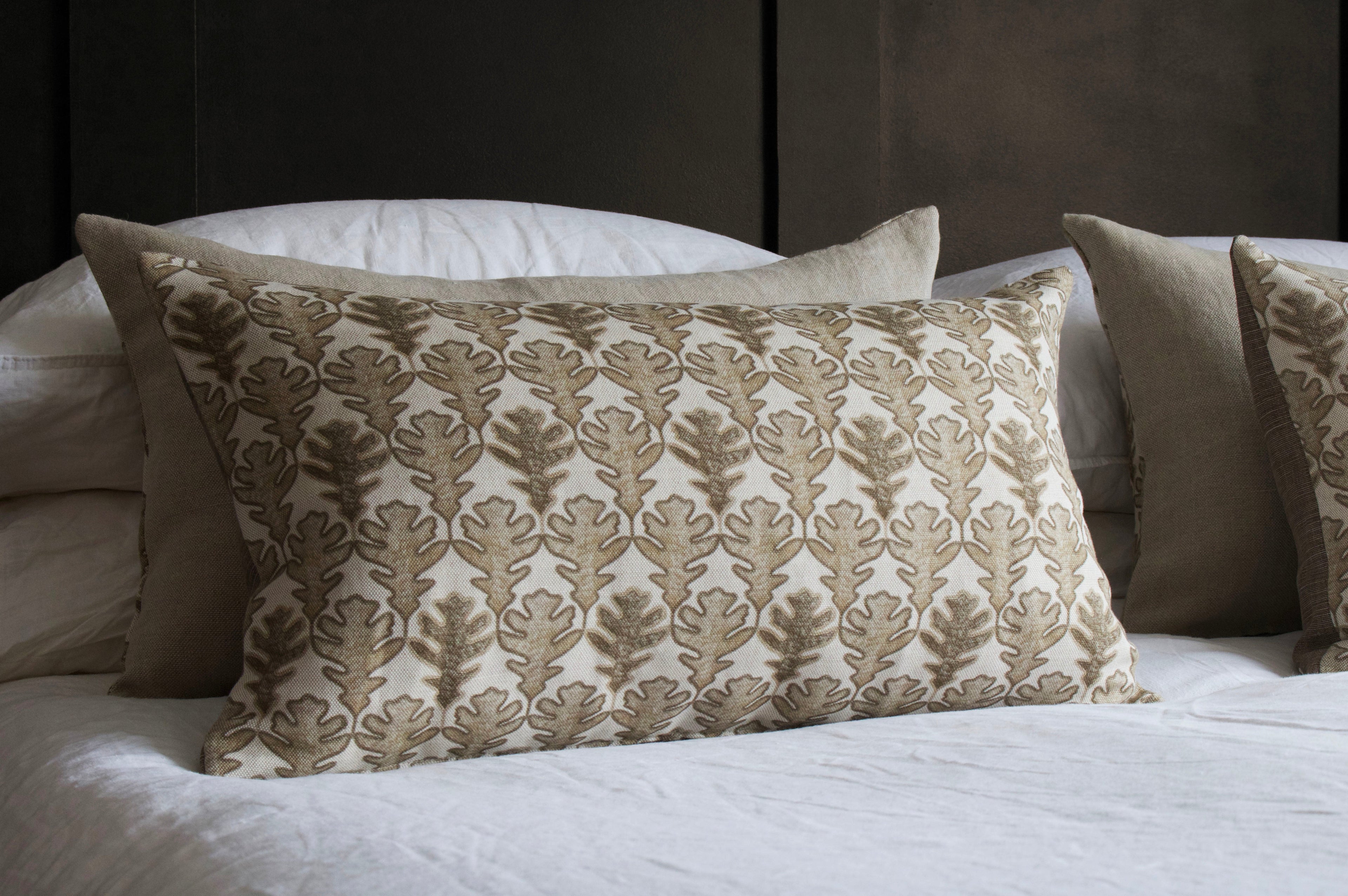 OBLONG CUSHION ~ BROADLEAF CLAY