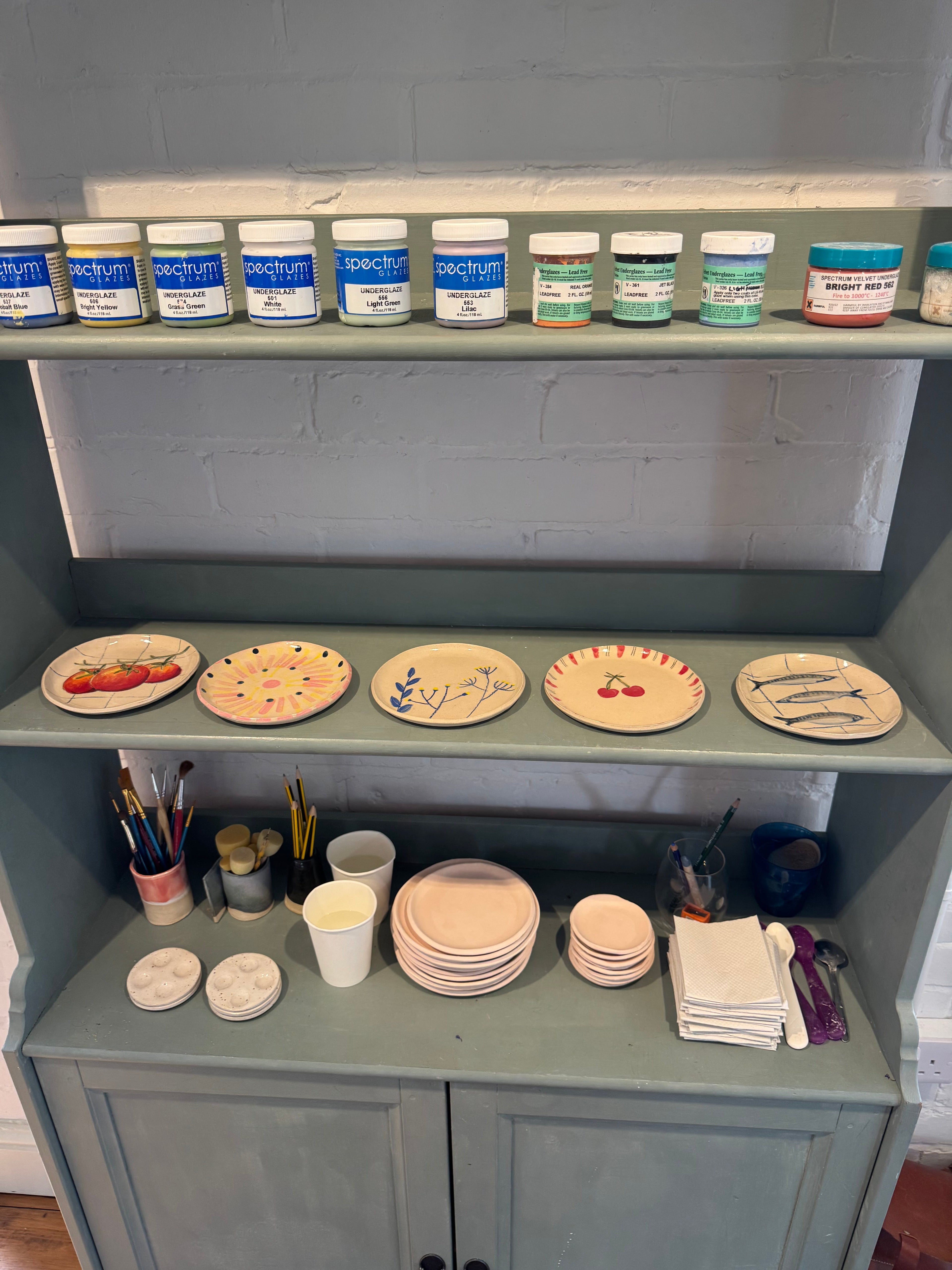 Ceramic Plate Decorating Workshop Morning in Nailsworth