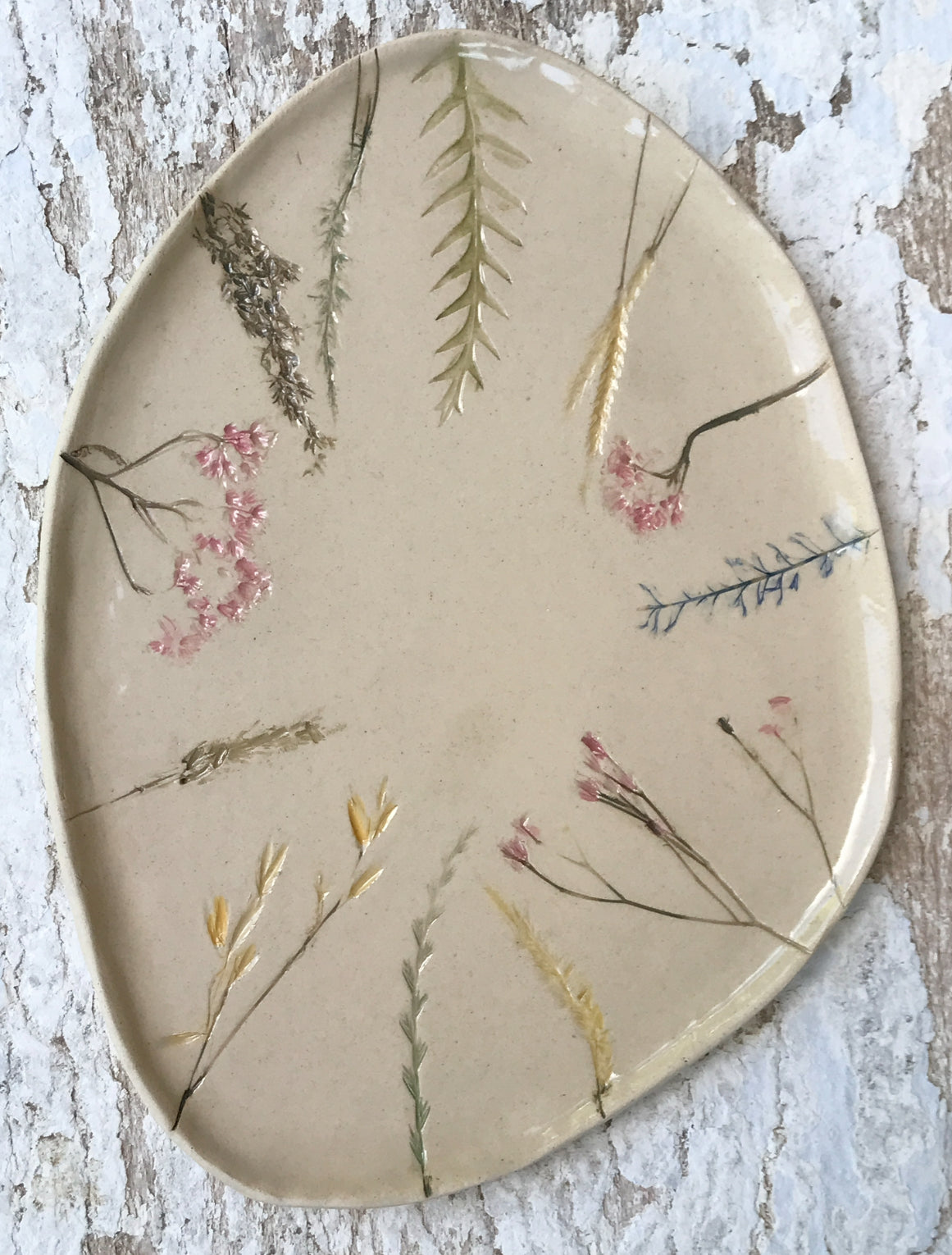 Asymmetric wild grasses ceramic serving centrepiece platter