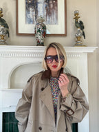 DB contrast collar trench