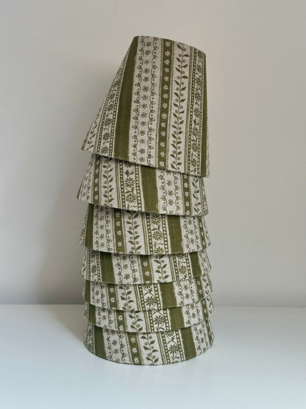 CANDLE CLIP LAMPSHADE ~ DAISY CHAIN MOSS