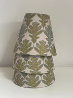 CANDLE CLIP LAMPSHADE ~ BROADLEAF FLAX FLOWER/MOSS