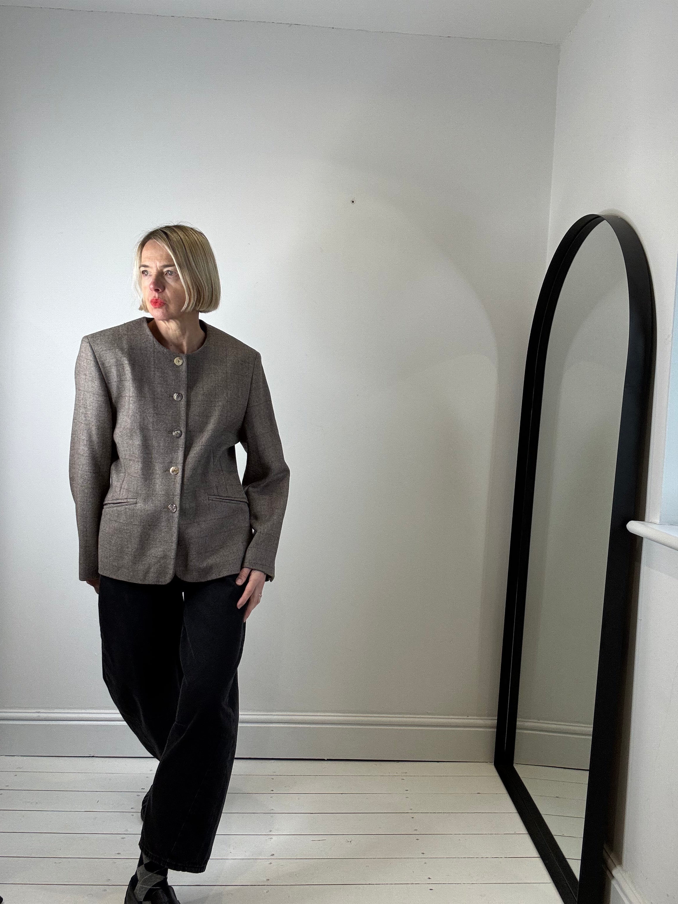 VINTAGE collarless jacket