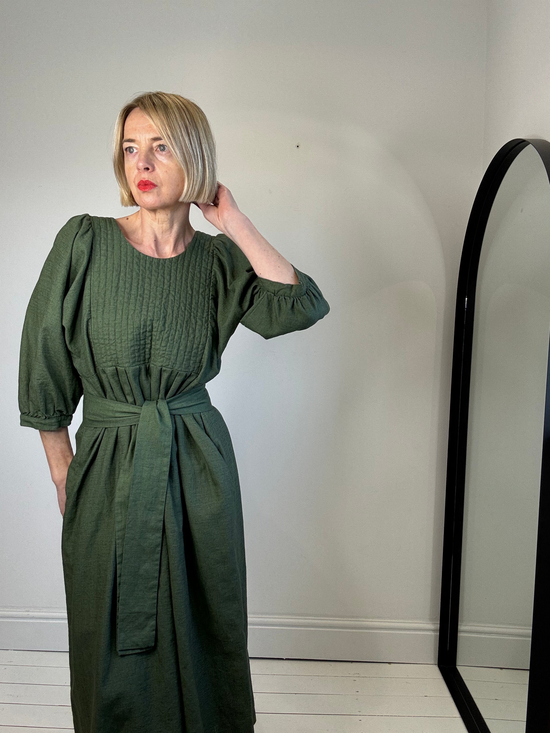 THE REGULAR WORKS linen quilted bib dress