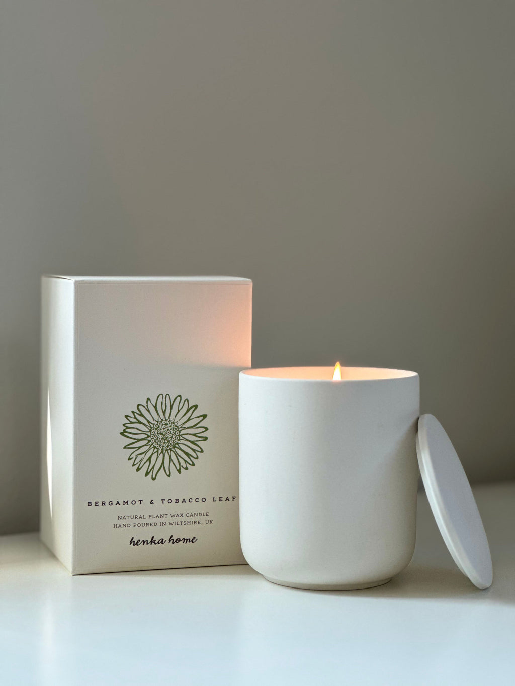 CERAMIC CANDLE ~ BERGAMOT & TOBACCO LEAF