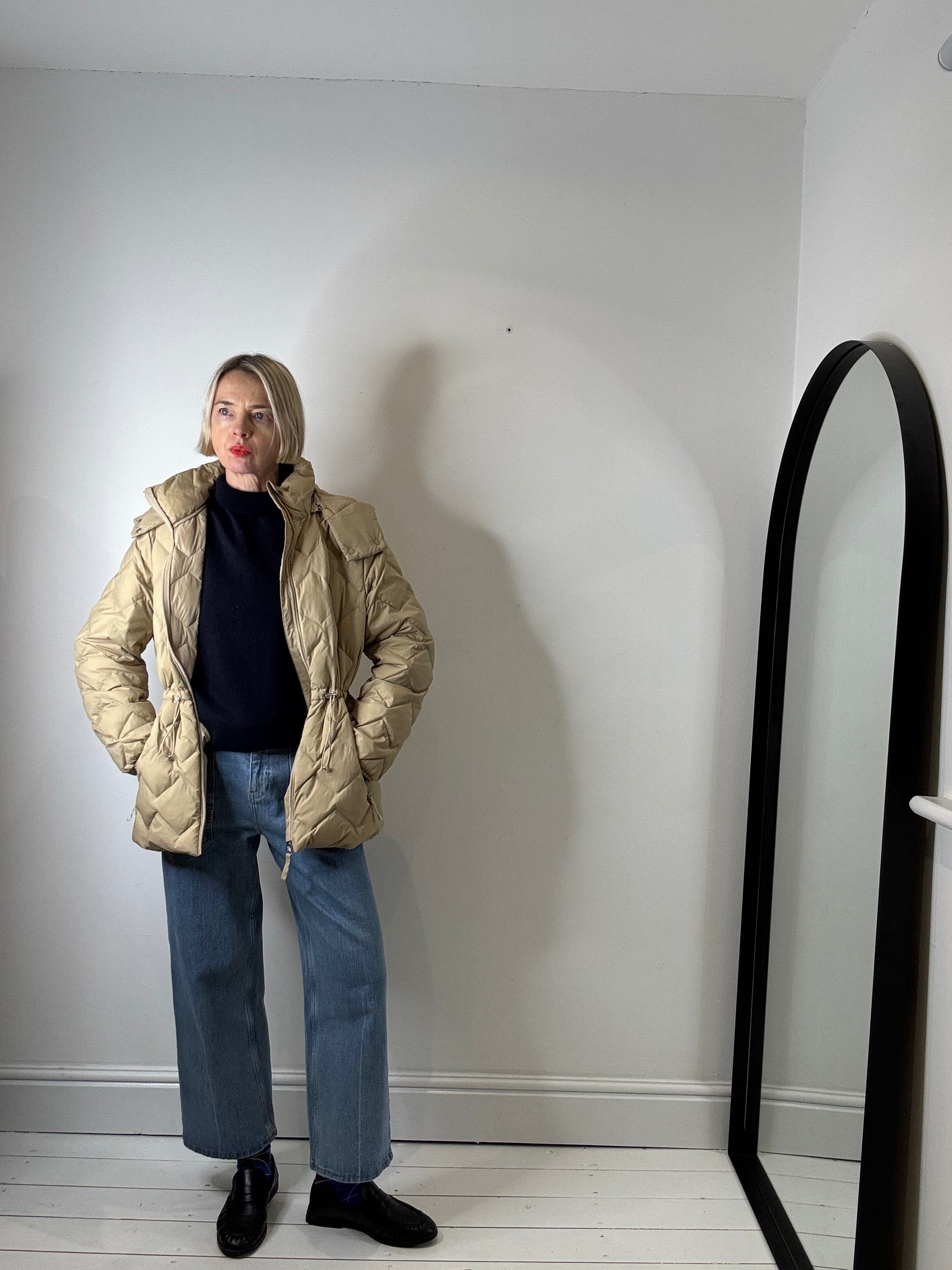 Ultra lightweight puffer
