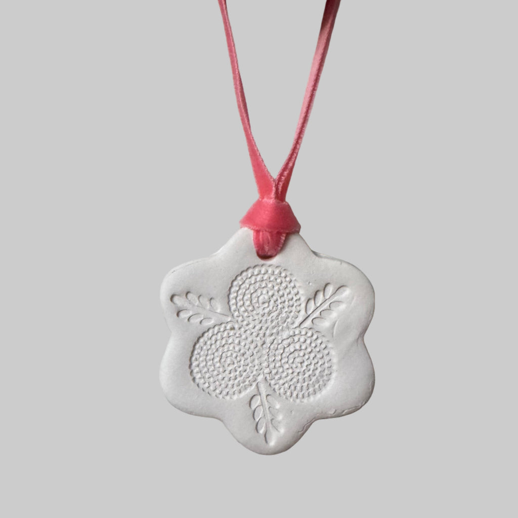 Porcelain essential oil room diffusers