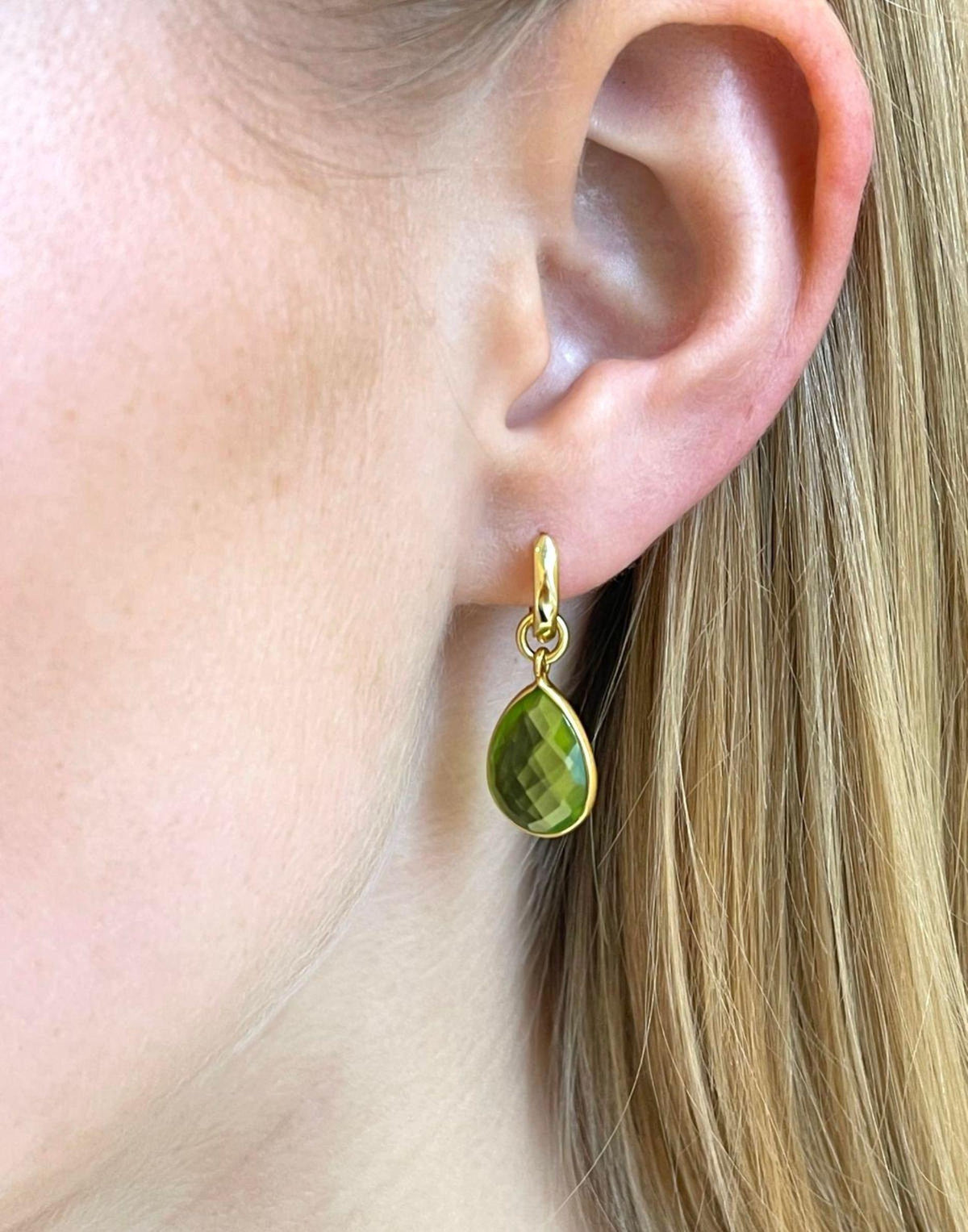 Kiera Verde Green Drop Earrings