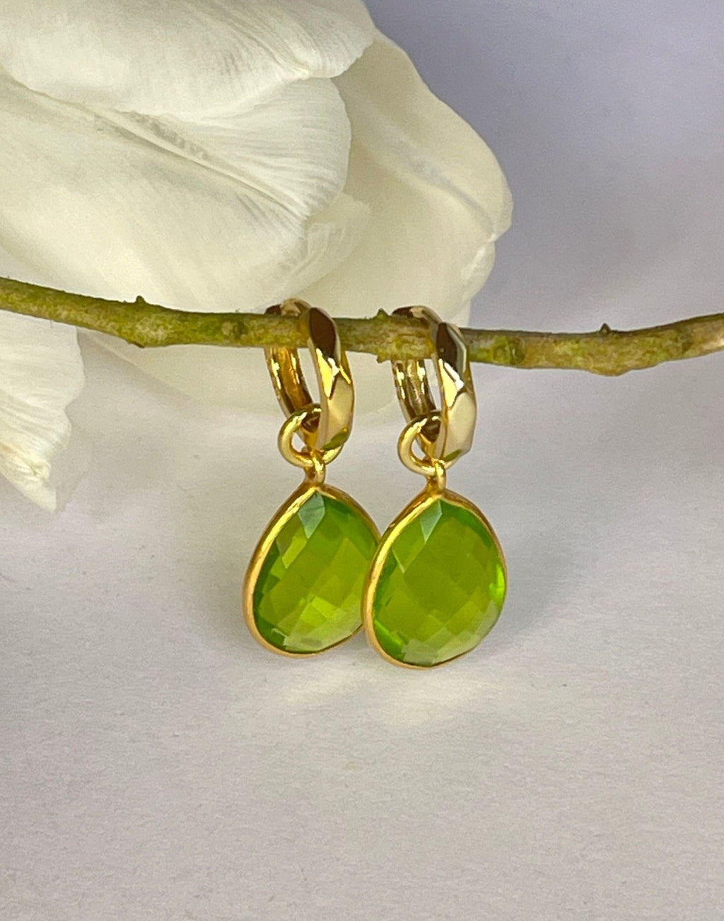 Kiera Verde Green Drop Earrings