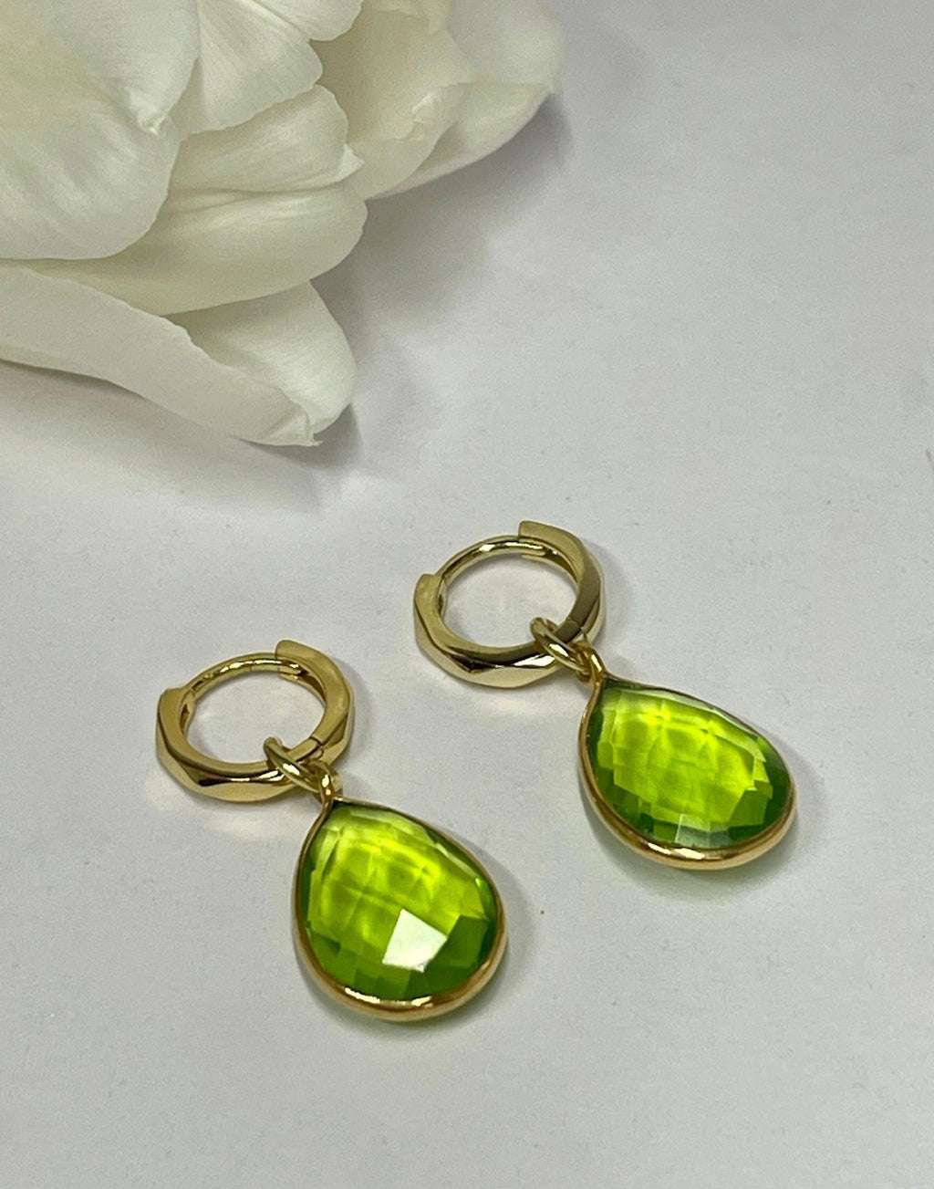 Kiera Verde Green Drop Earrings