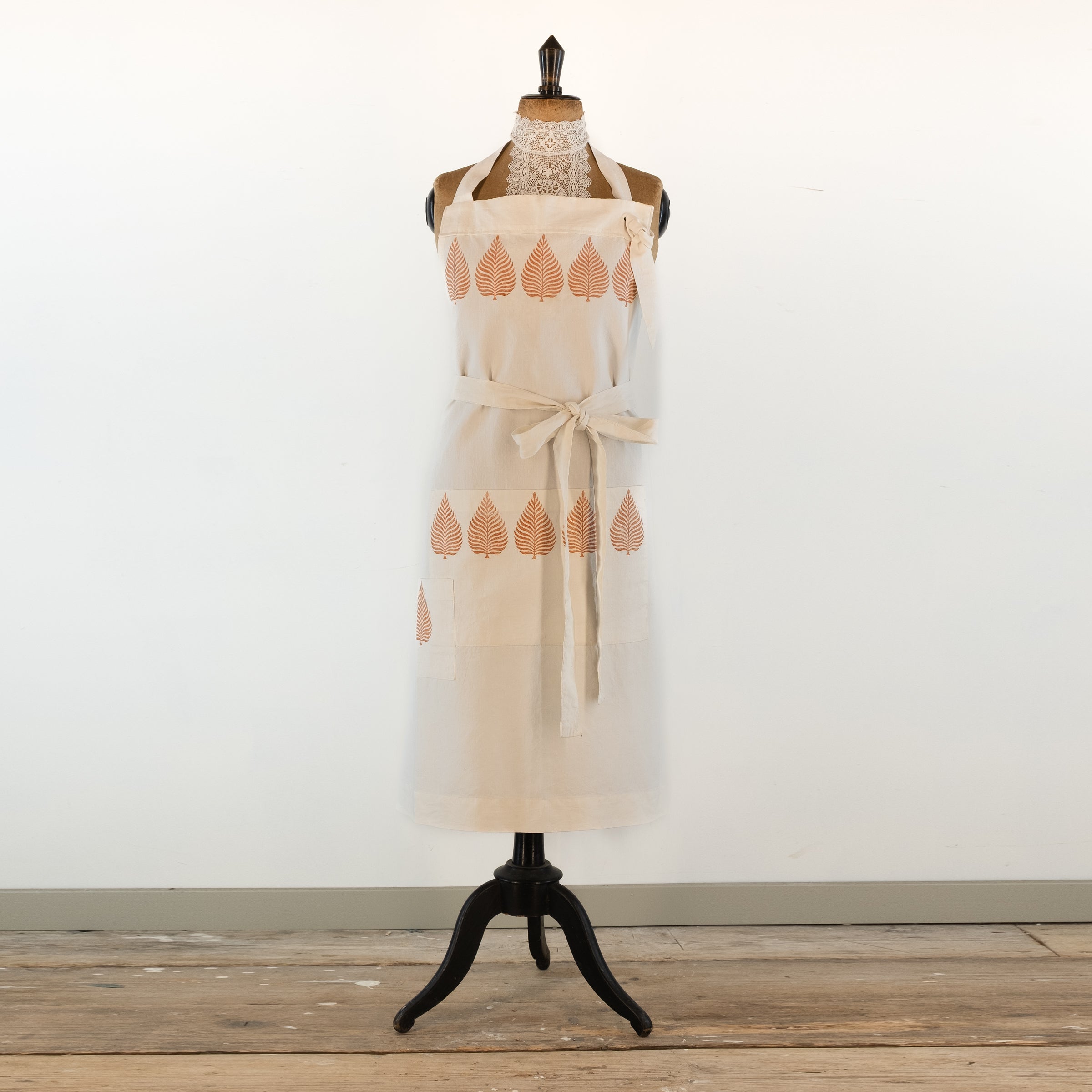 Large Leaf printed cook's apron, vintage French Linen