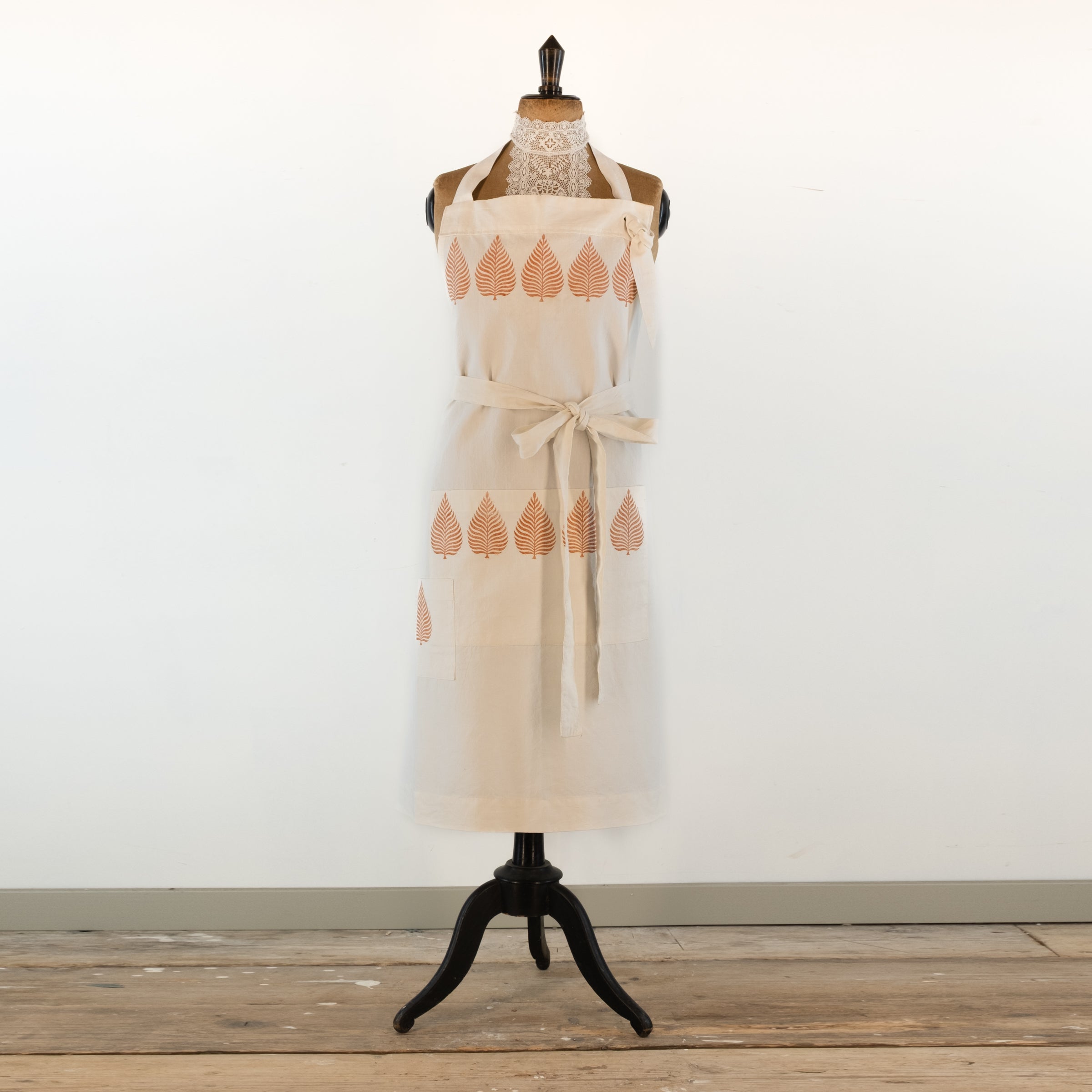 Large Leaf printed cook's apron, vintage French Linen