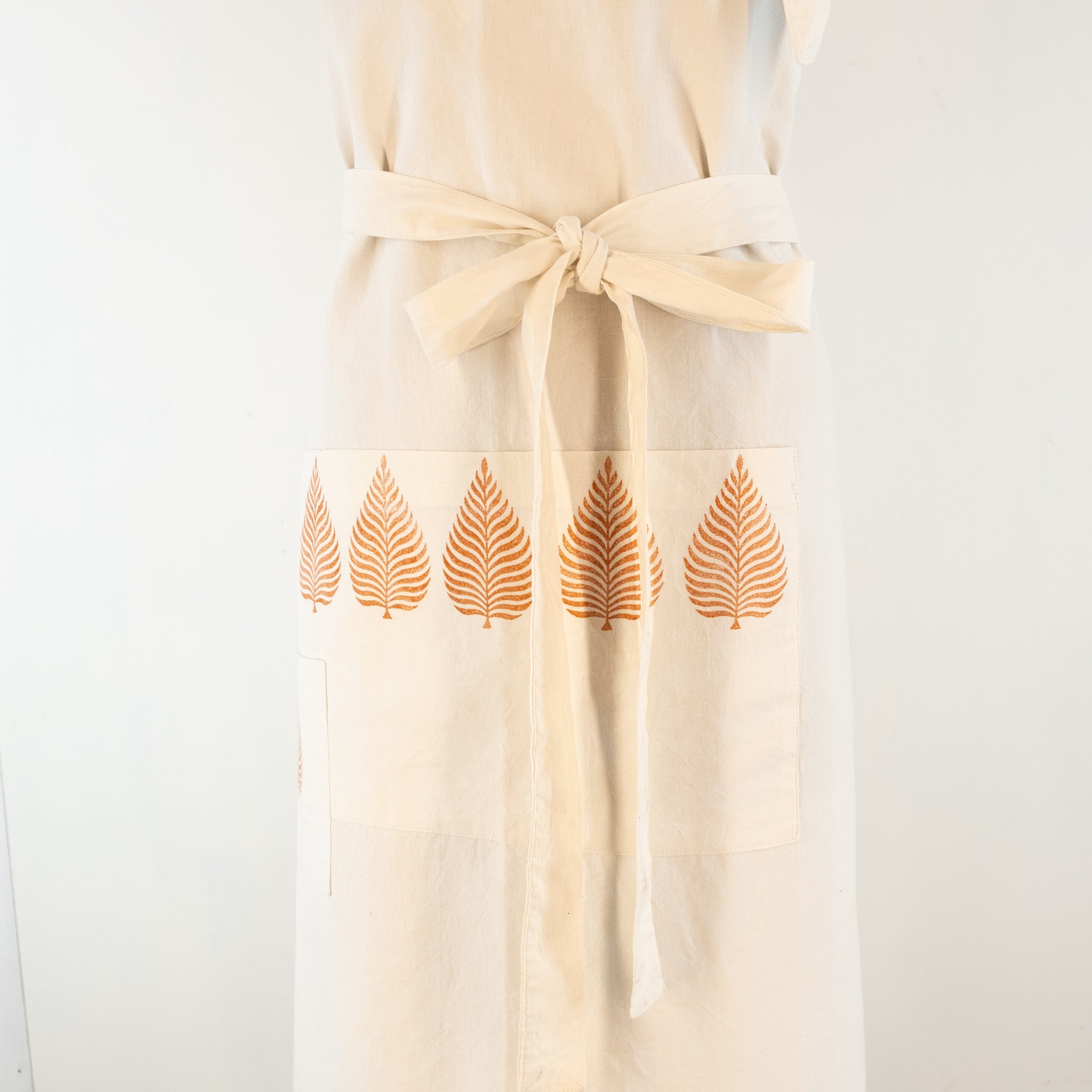 Large Leaf printed cook's apron, vintage French Linen
