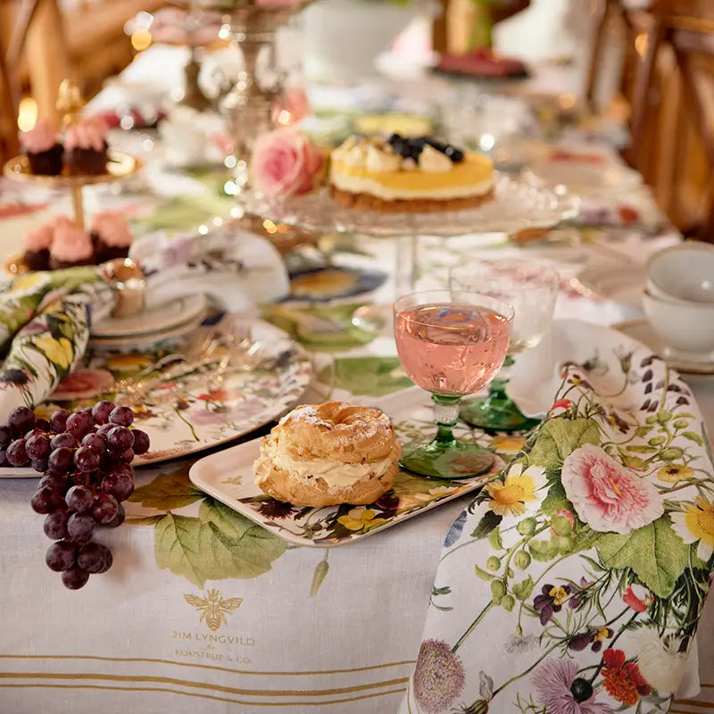 Linen Tablecloth 220 x 145cm | A Flower Garden