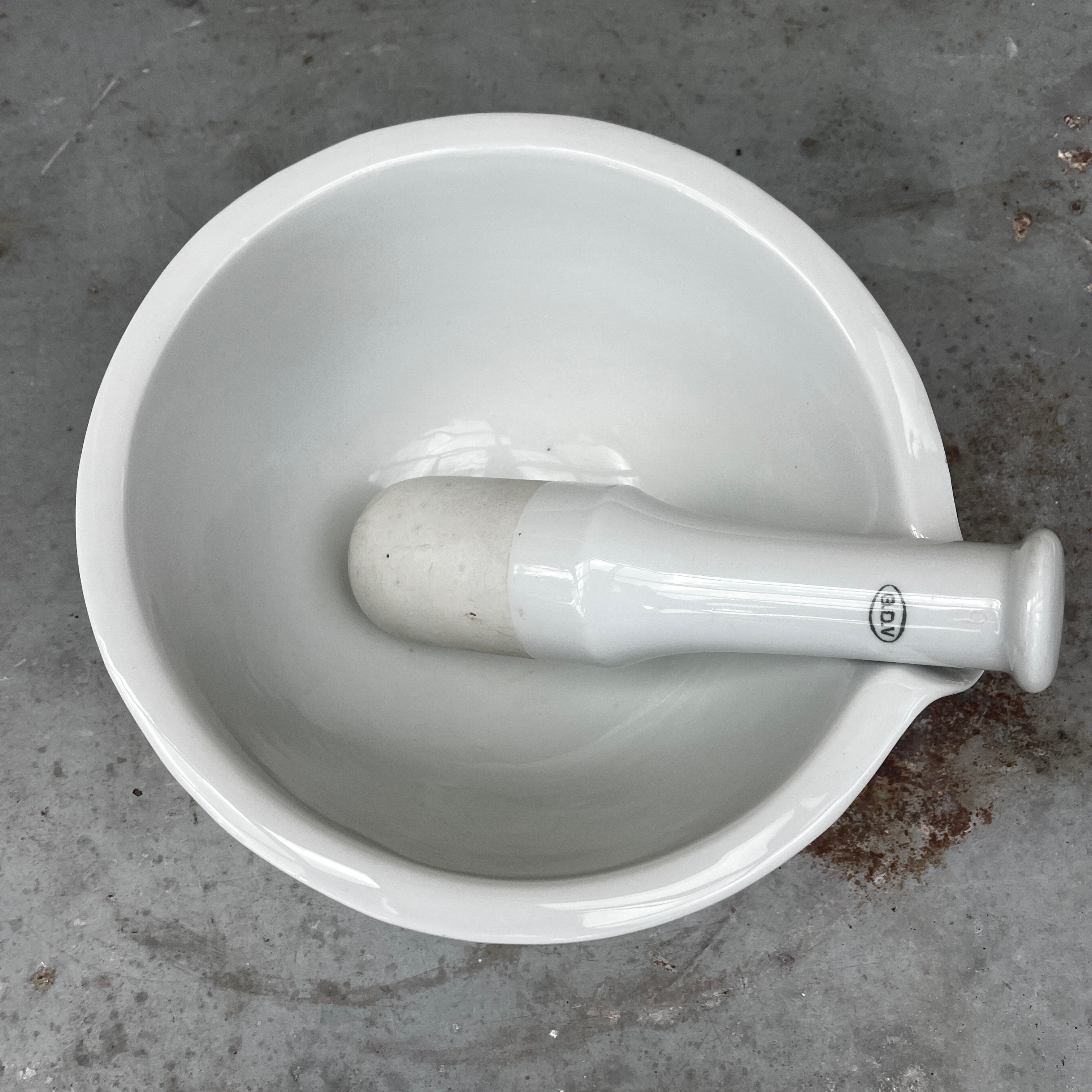 Large Antique French porcelain pharmacy mortar and pestle with GDV mark.