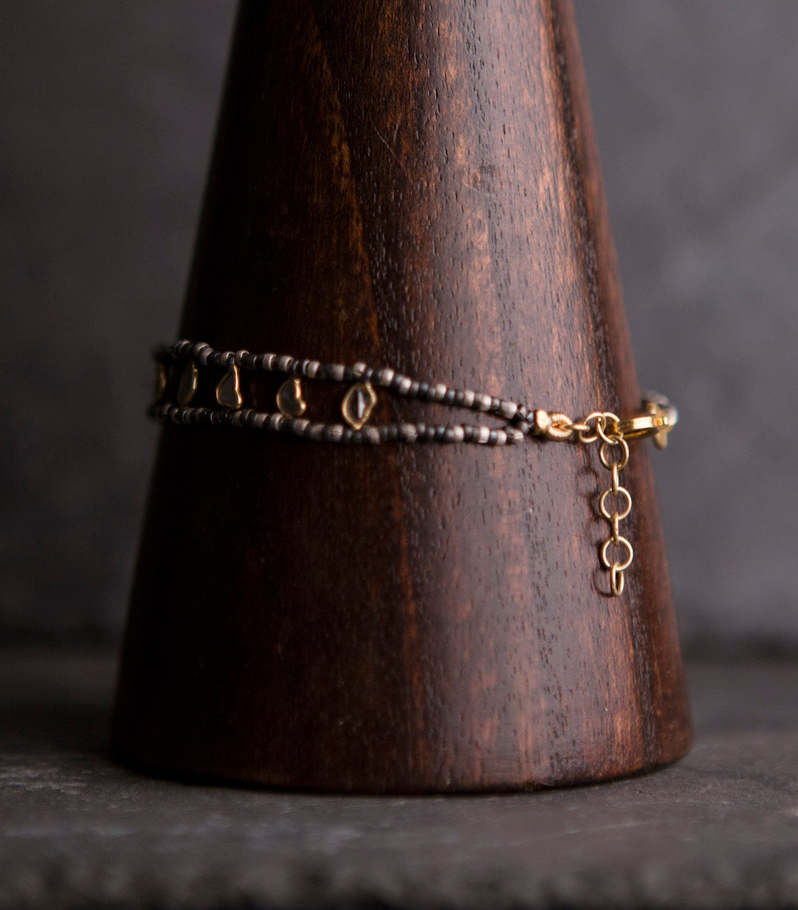 Diamond uncut and oxidised silver bracelet