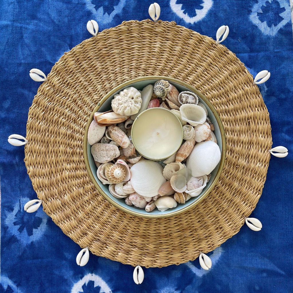 NATURAL CENTRE MAT WITH COWRIE SHELLS FROM GHANA