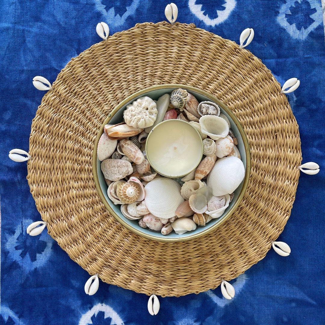 NATURAL CENTRE MAT WITH COWRIE SHELLS FROM GHANA