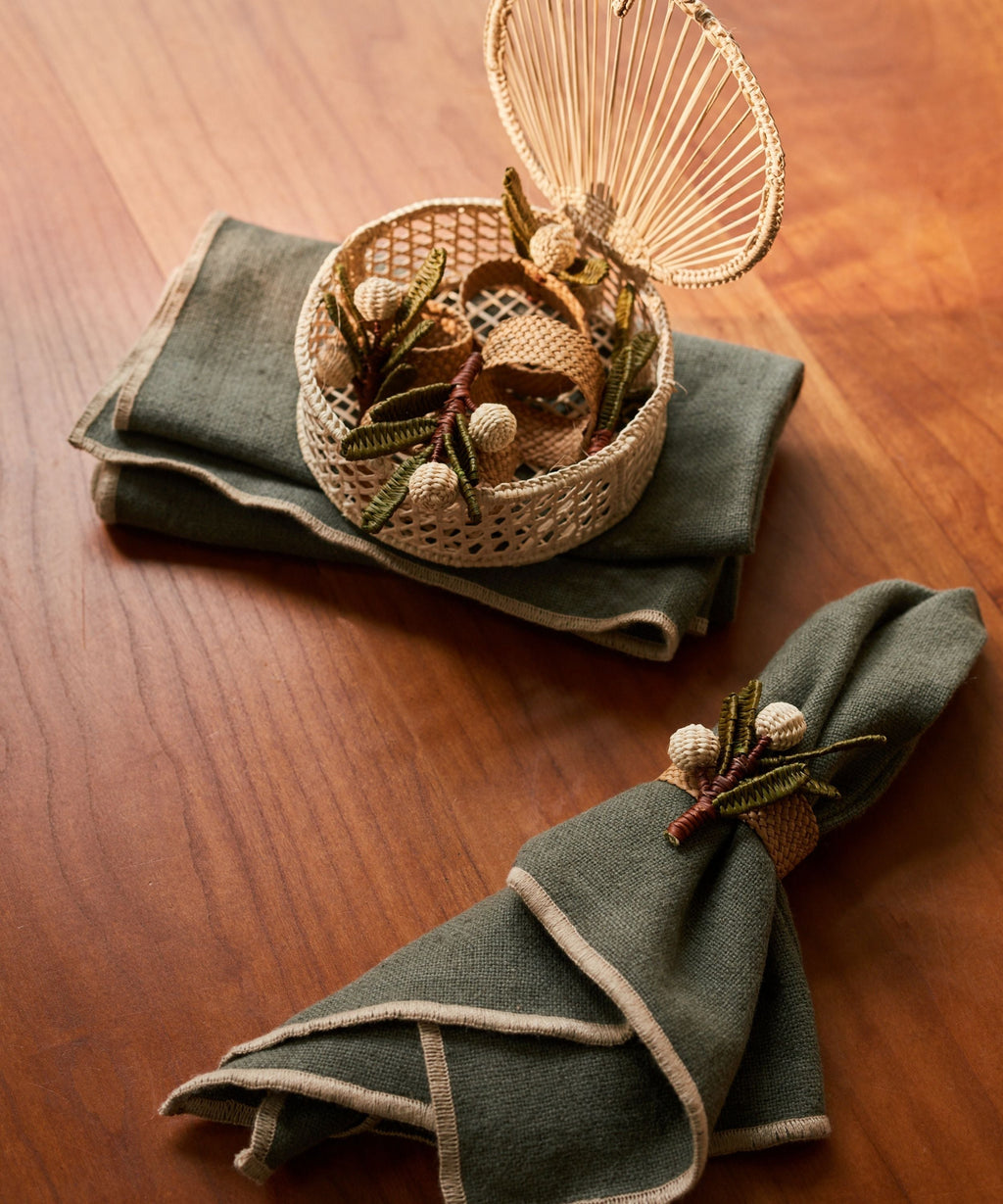 Mistletoe Napkin Ring | Handwoven Panama Hat Straw