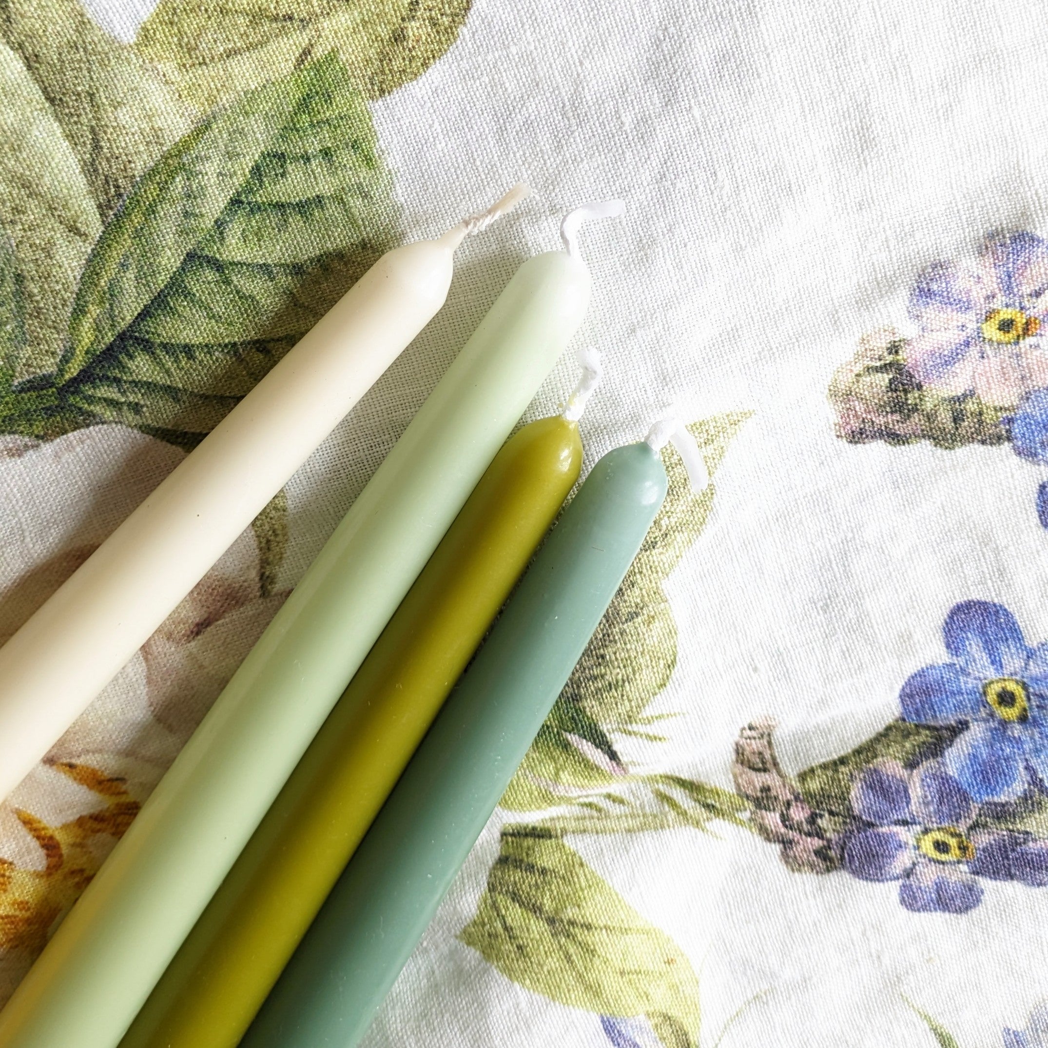 8 Tapered Dinner Candles | Green Colour Mix