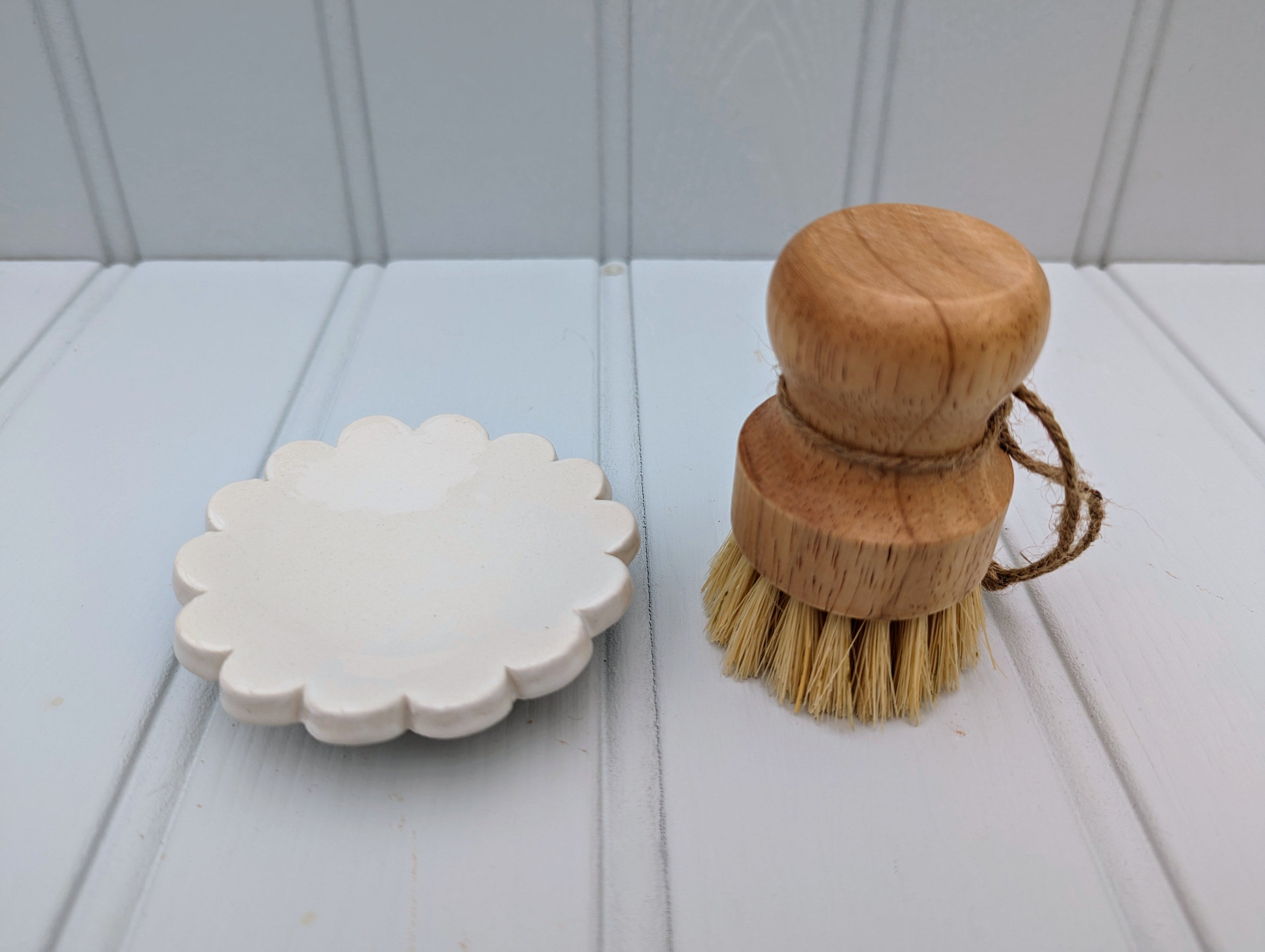 Washing up brush