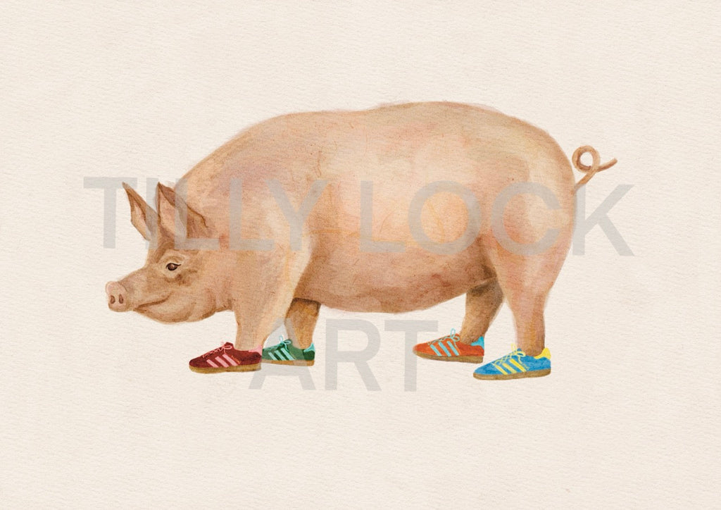 PIGGIE IN TRAINERS