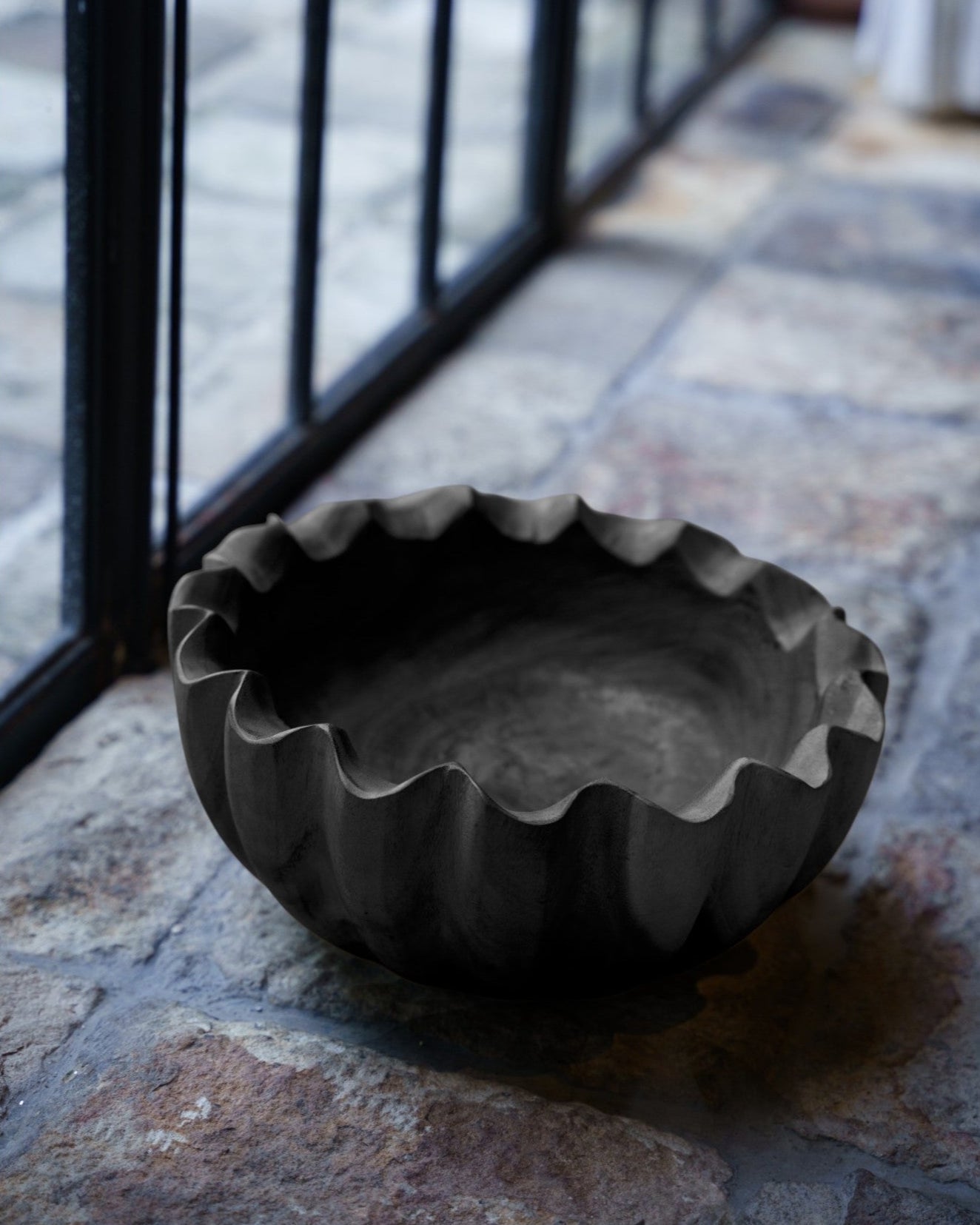 Suar Wood Scallop Bowl