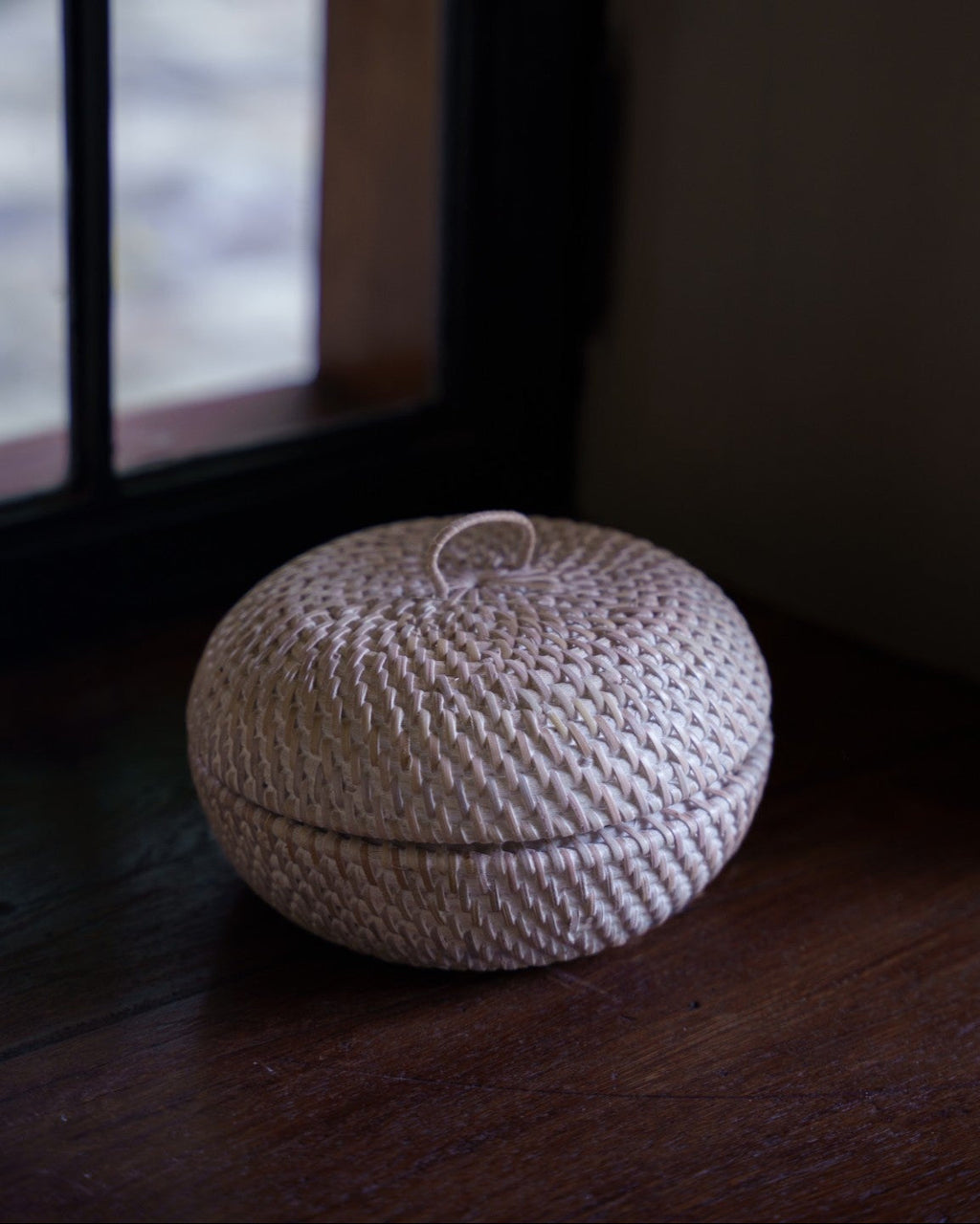 Talise Round Trinket Box with Lid