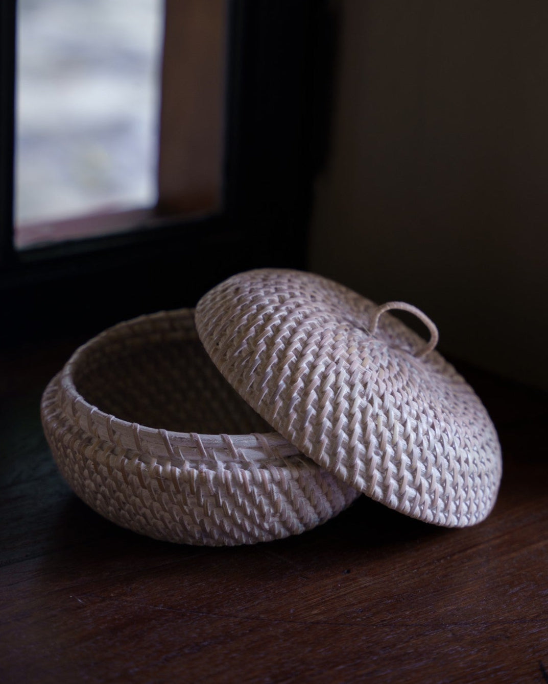 Talise Round Trinket Box with Lid