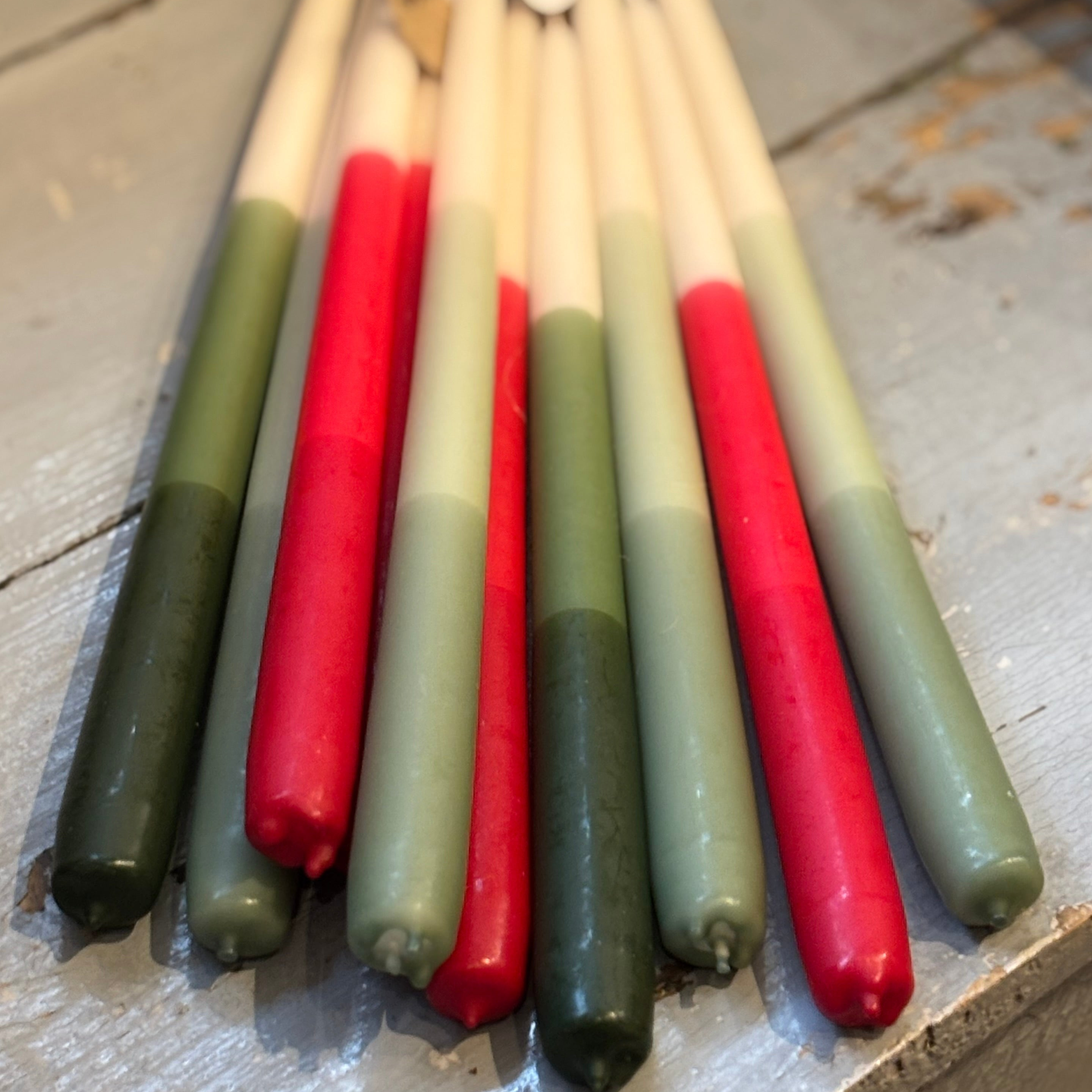 2 Tapered Dinner Candles | Dark Green & Ivory Ombre