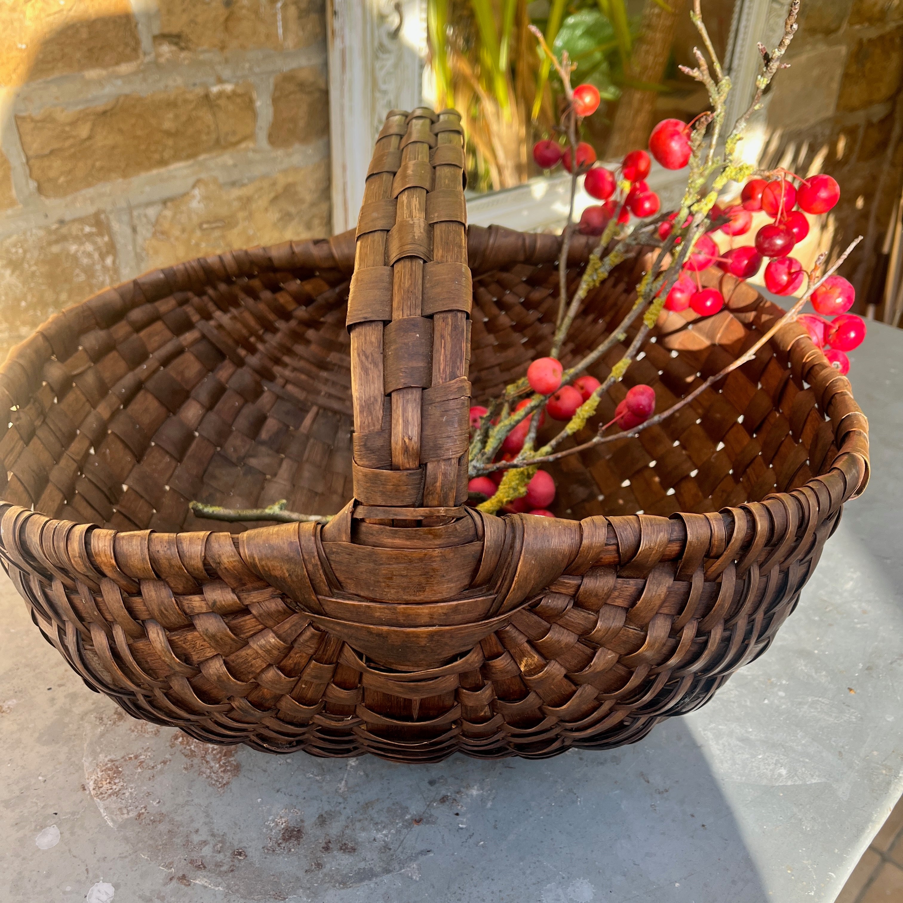 Vintage Rush Basket