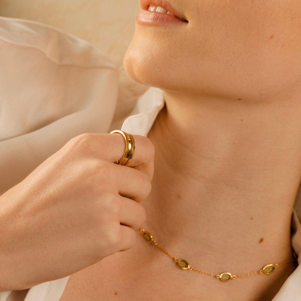 Marilyn Necklace in Gold with Peridot