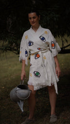Organic Kimono in White with Mini Eye: Short
