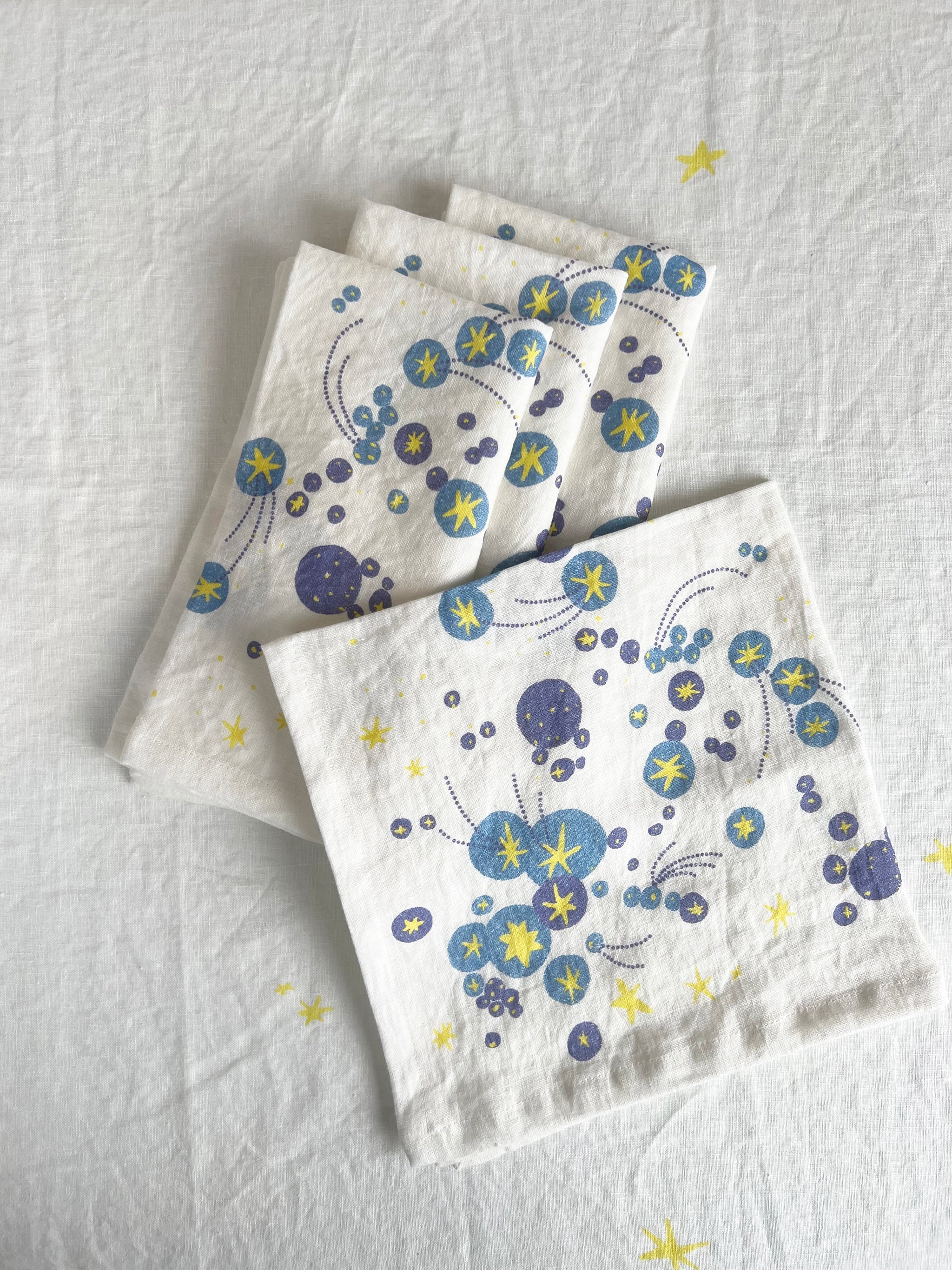 Solaris Napkins in White (Set of 4)