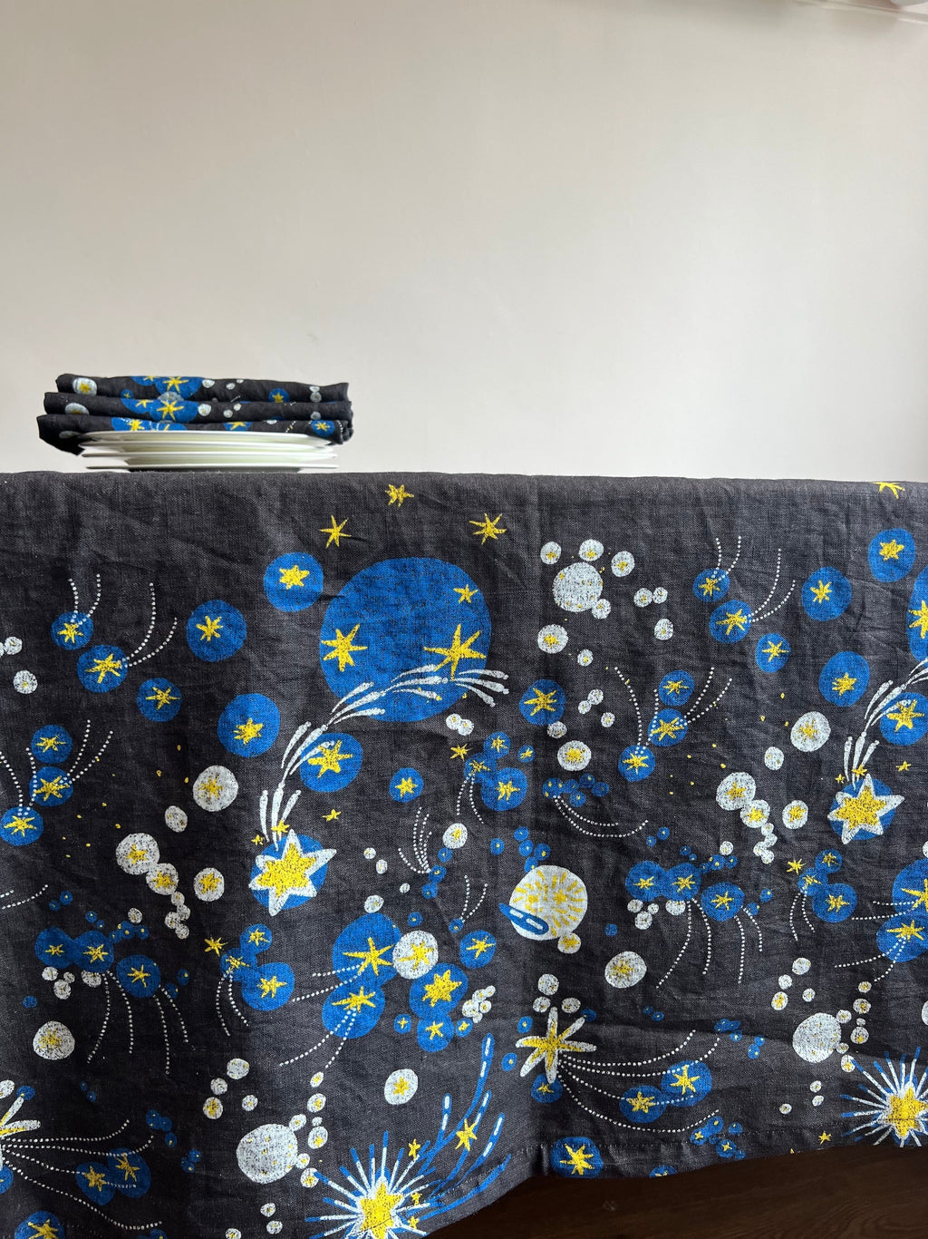 Solaris Tablecloth in Blue