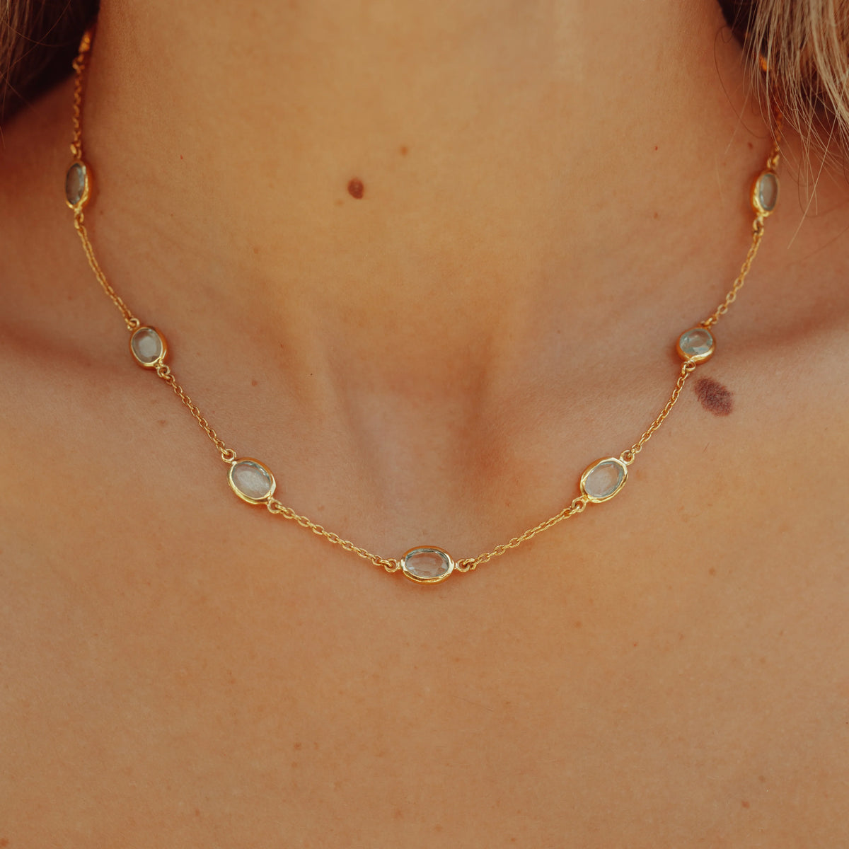 Marilyn Necklace in Gold with Sky blue Topaz