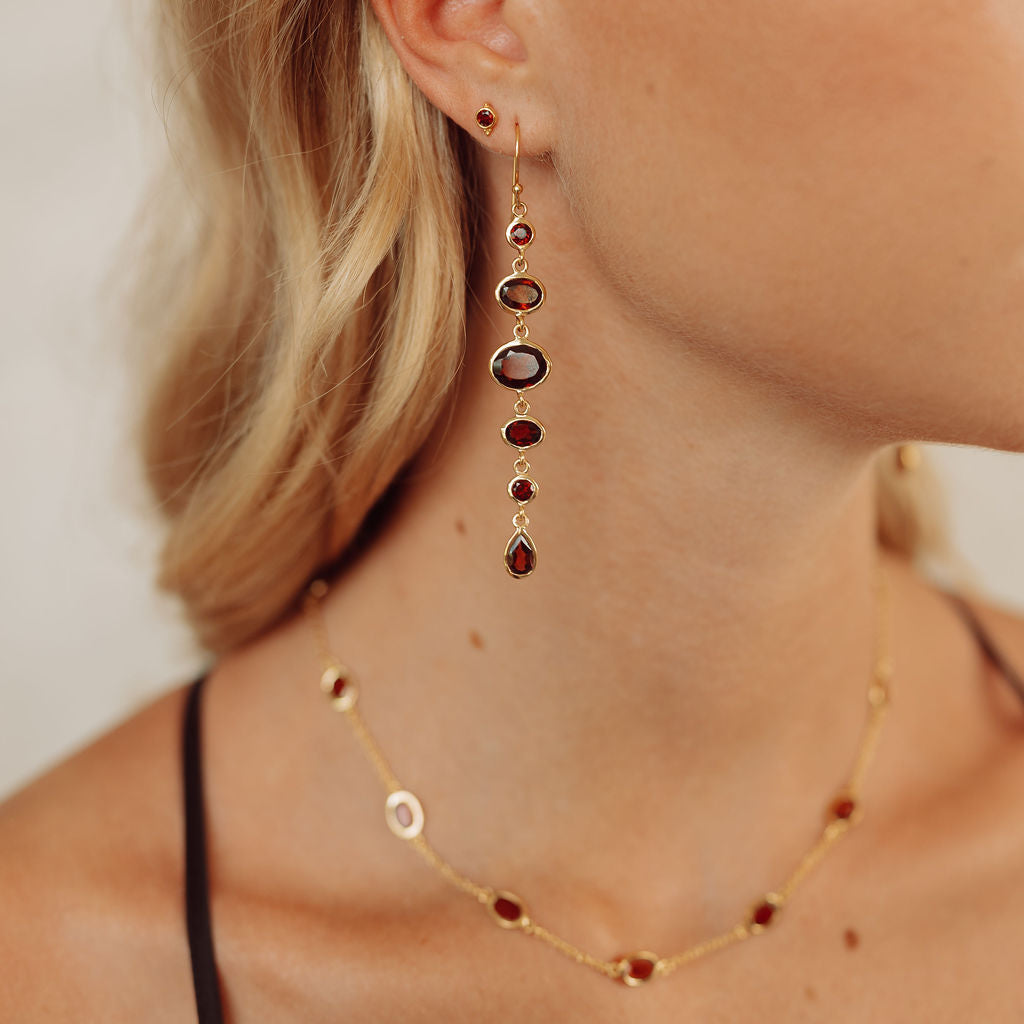 Cascade Earrings in Gold with Garnet