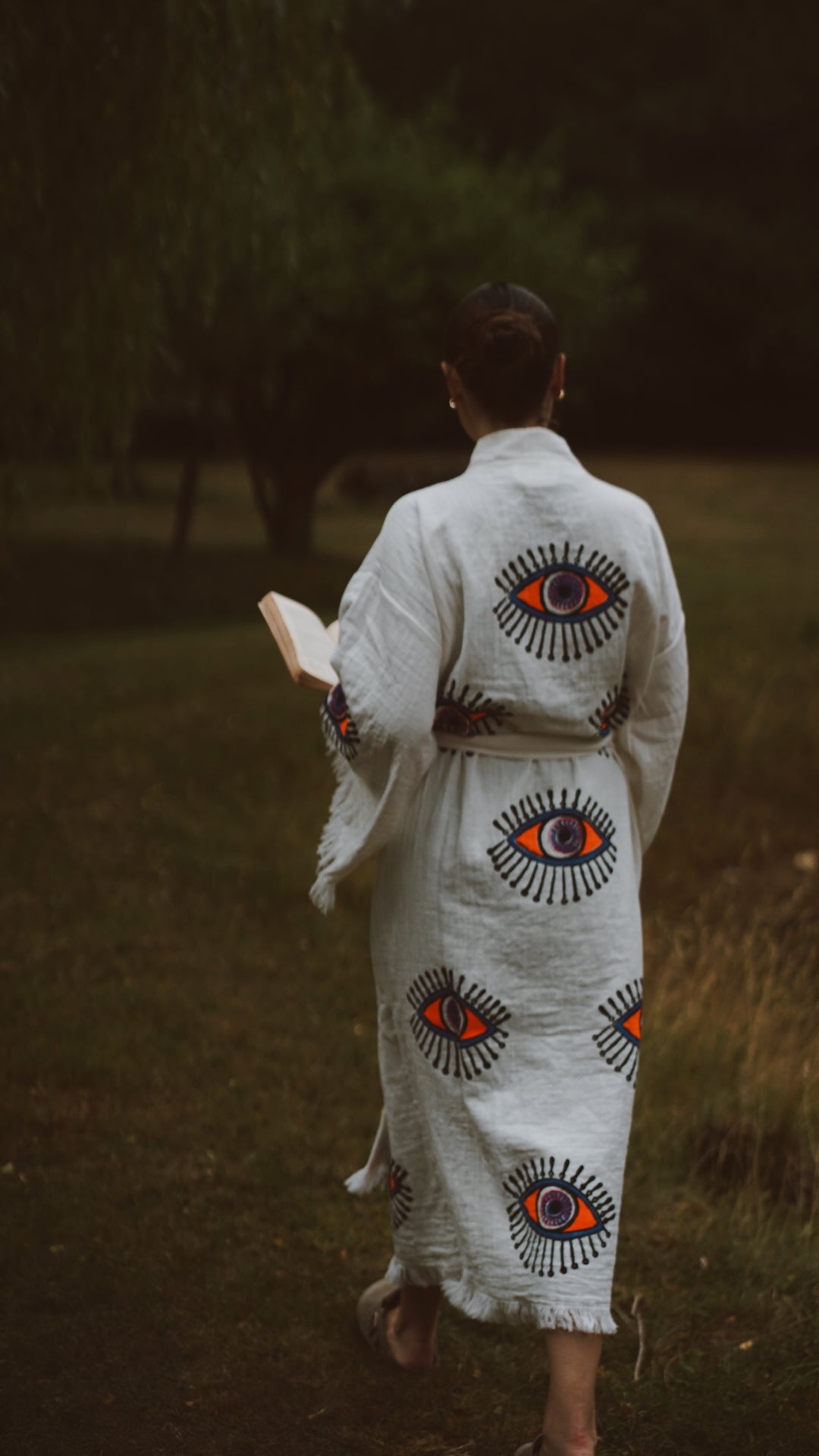 Long Cotton Robe: White with Orange Eye