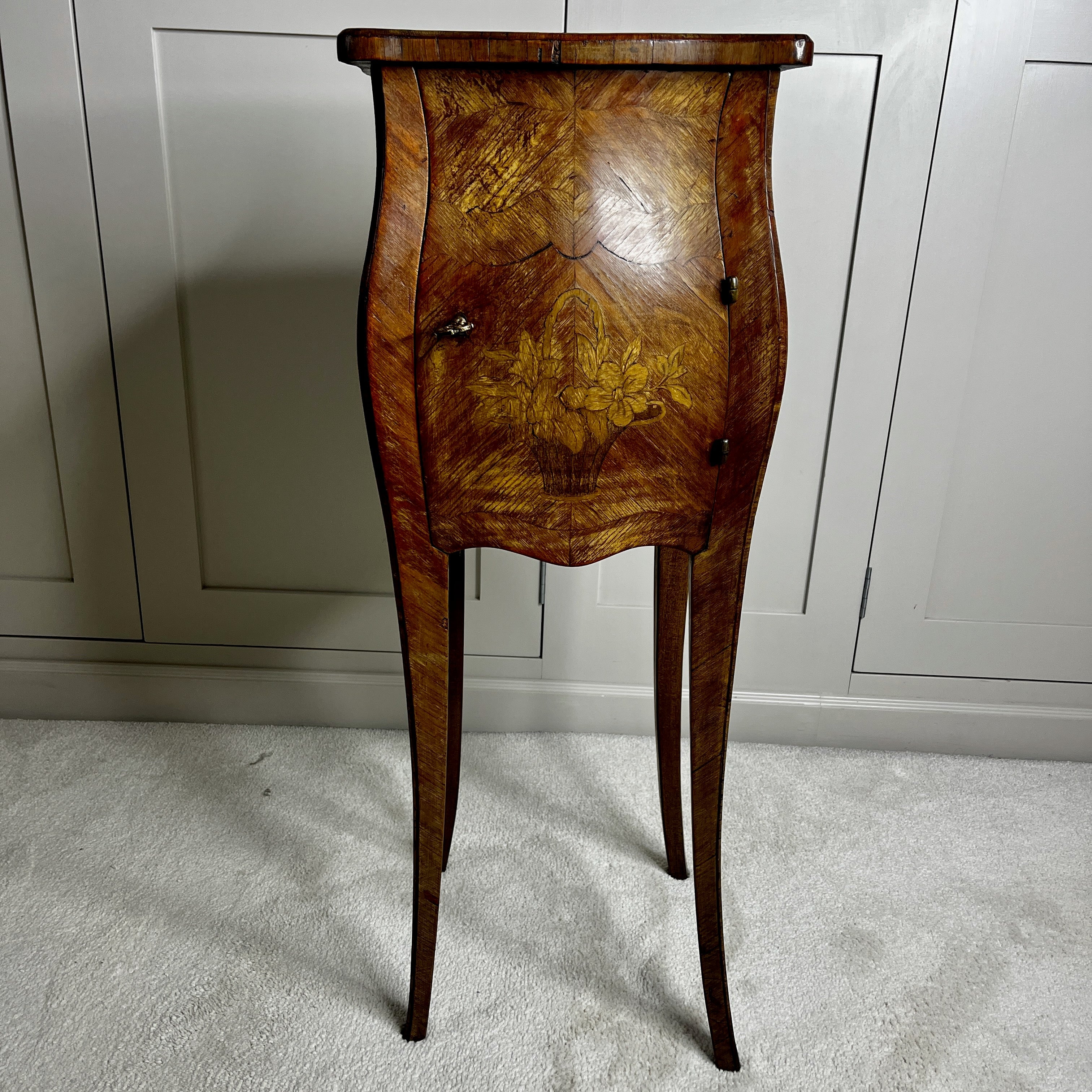 Antique Louis XV style Petit Bombe Cabinet / Bedside Table with 4 drawers inside
