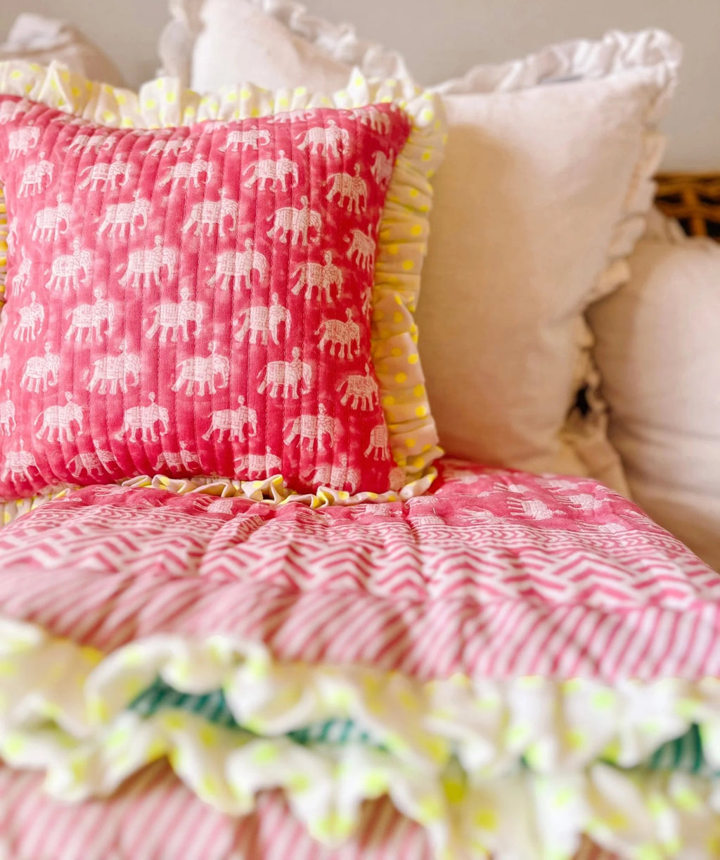 BABY ESTHA REVERSIBLE BLOCK PRINT BABY QUILT | PINK