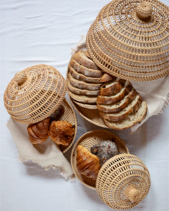 Marlow Cake Cover and Stand