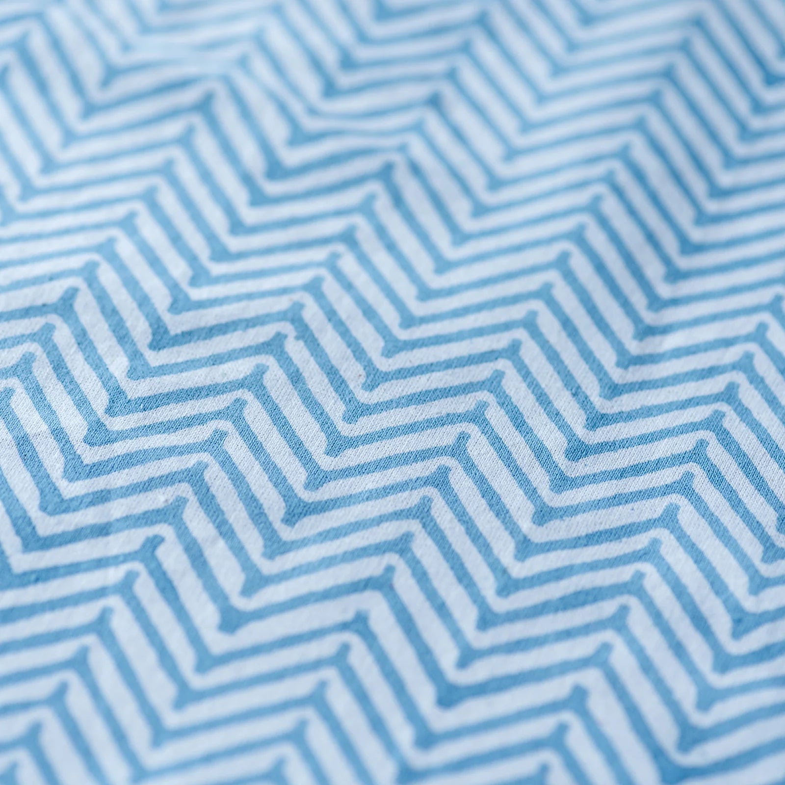 Chevron design, set of 6 napkins