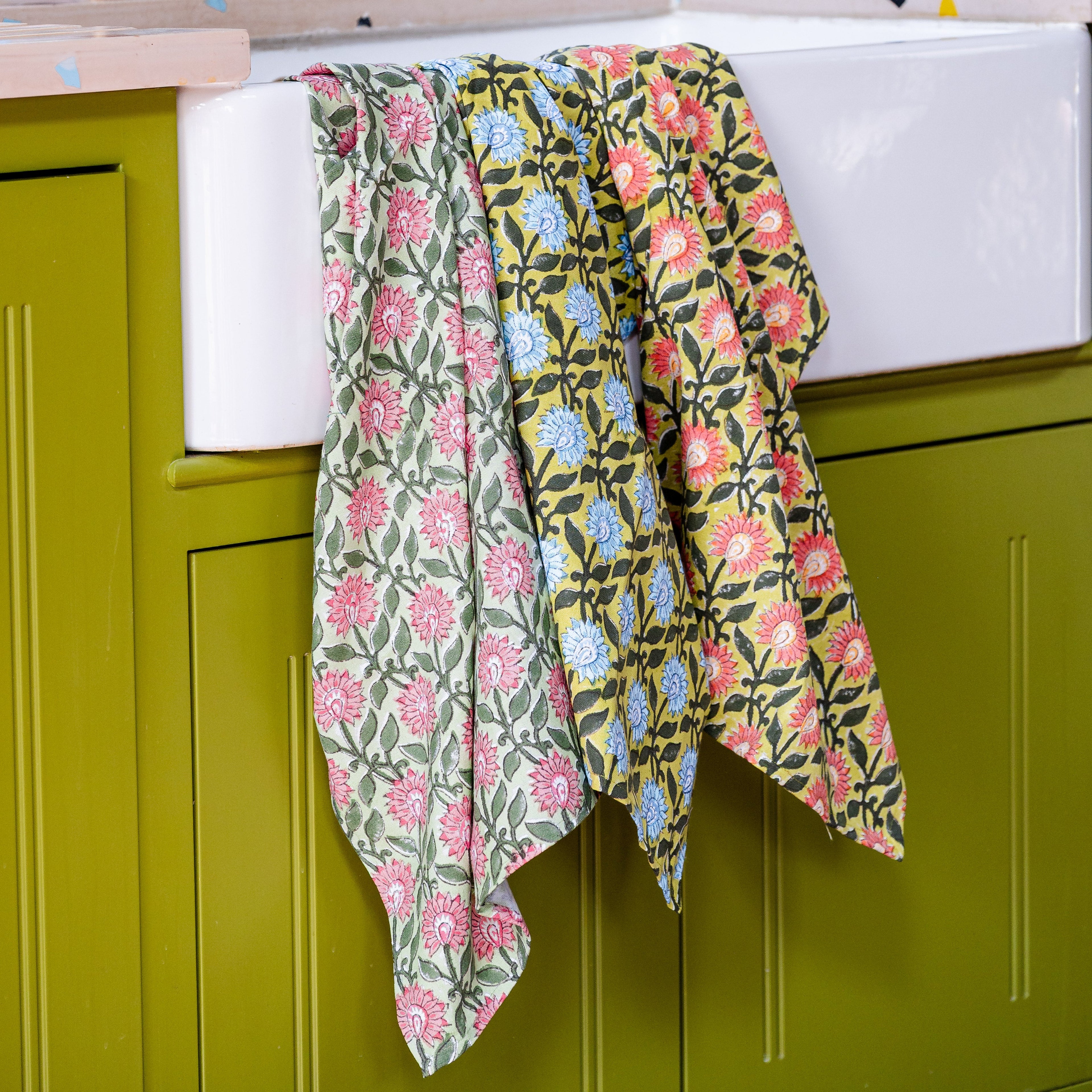 PRESSED PETALS AMBER tea towel