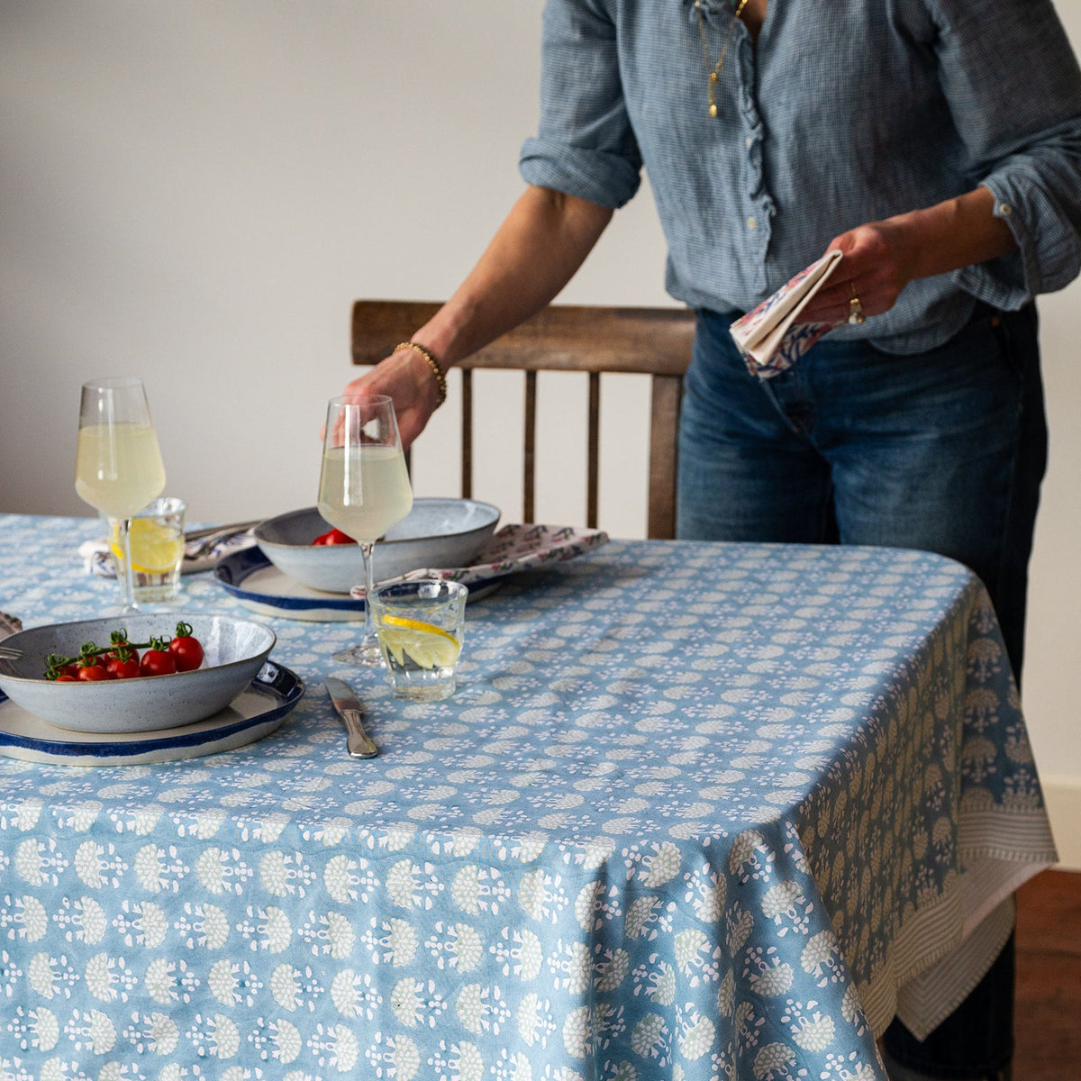 NEW FAN DELFT hand block printed tablecloth