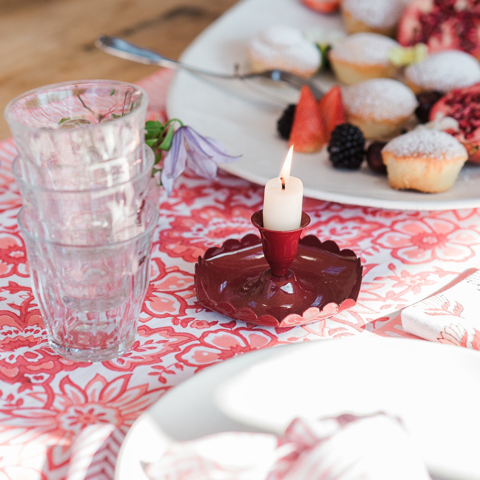 NEW BERRY candle stick holder