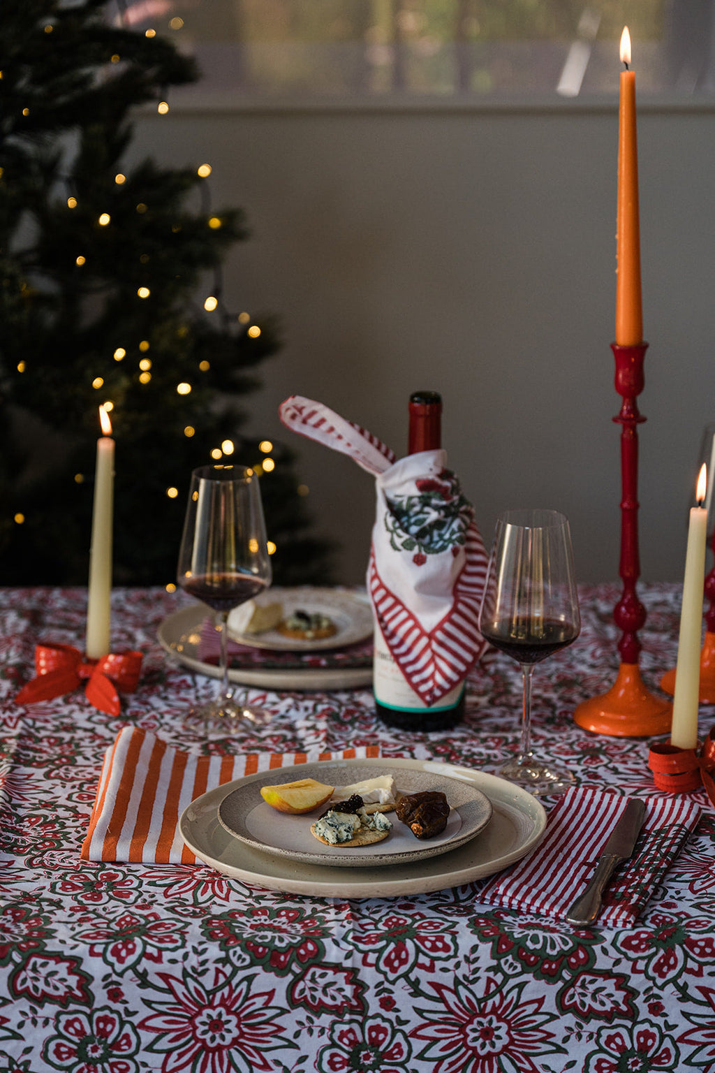 MEADOW GREEN hand block printed tablecloth