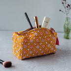 NECTAR PETAL cosmetic bag